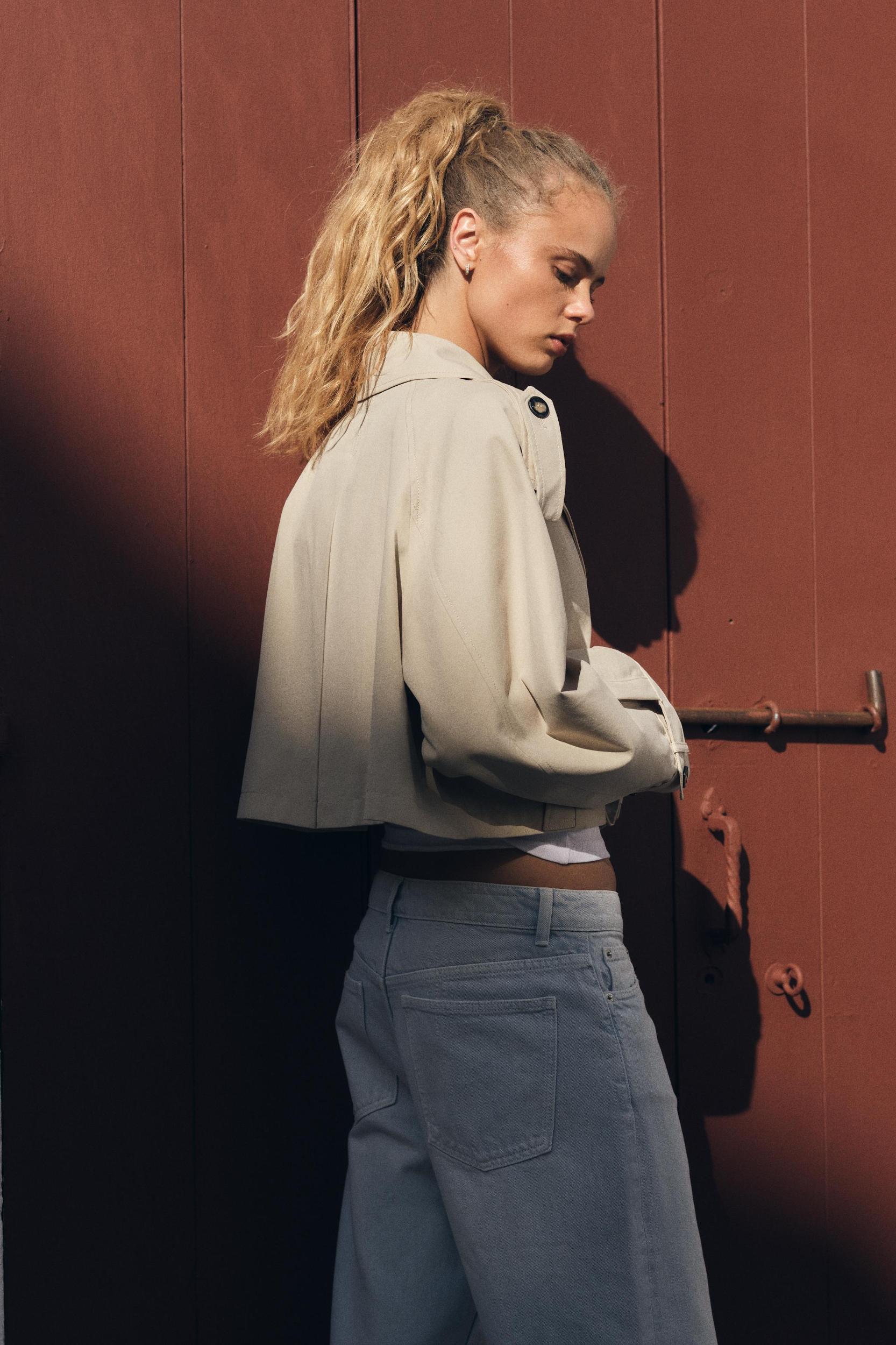 SHORT DOUBLE-BREASTED TRENCH COAT Product Image