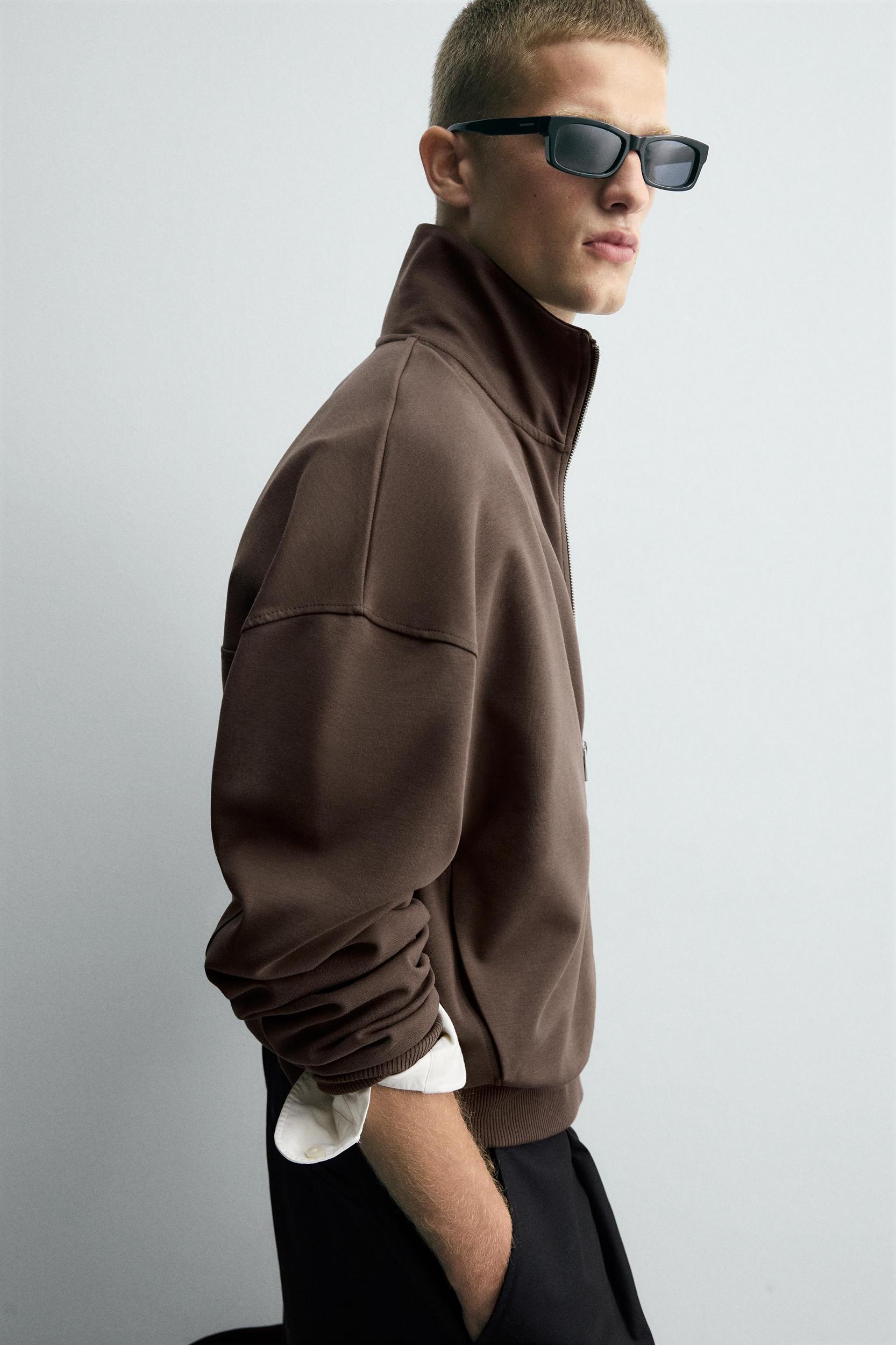 INTERLOCK JACKET WITH LABEL Product Image