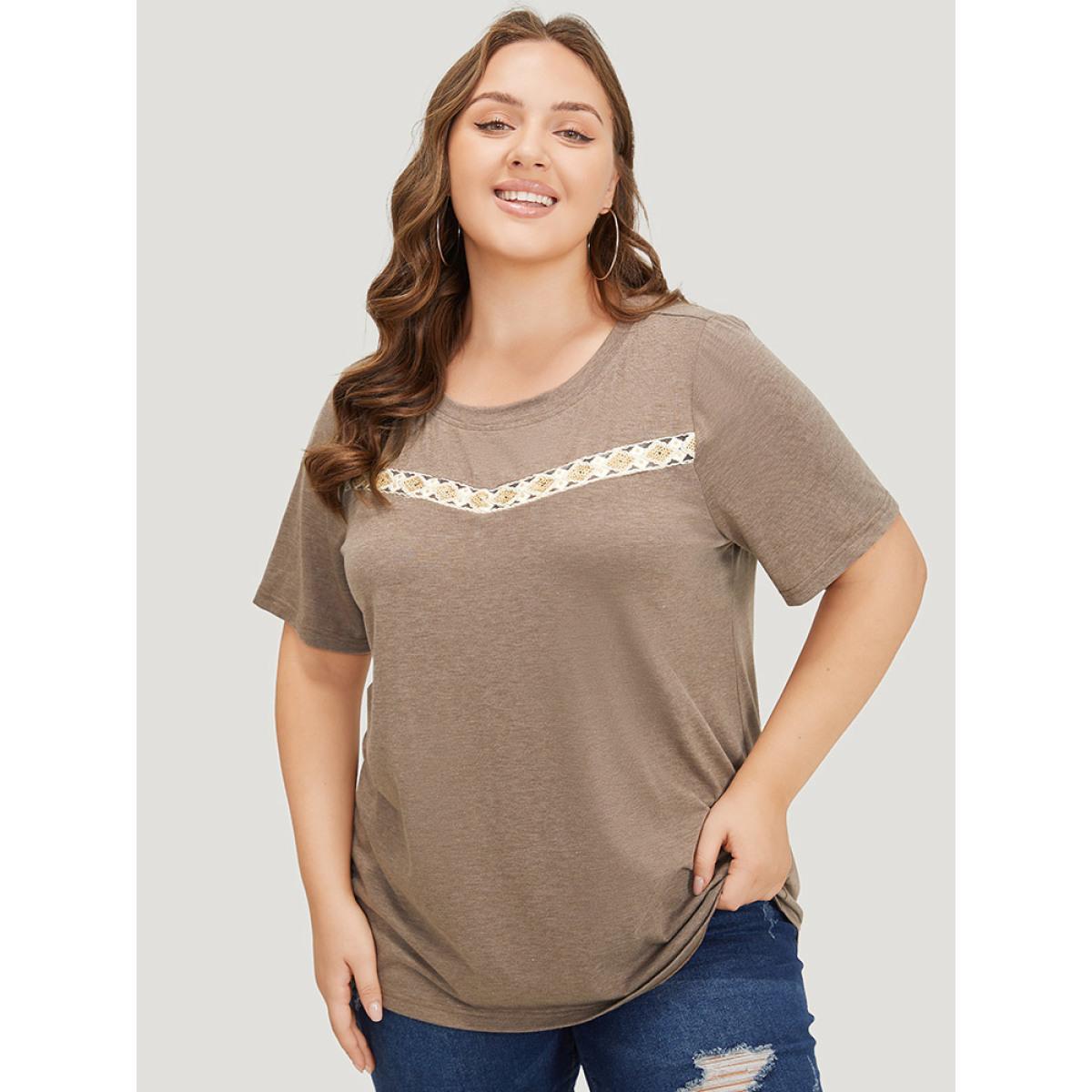 Plus Size Lace Panel Contrast Round Neck T-shirt DarkBrown Women Casual Heather Plain Round Neck Dailywear T-shirts BloomChic 18-20/2X Product Image