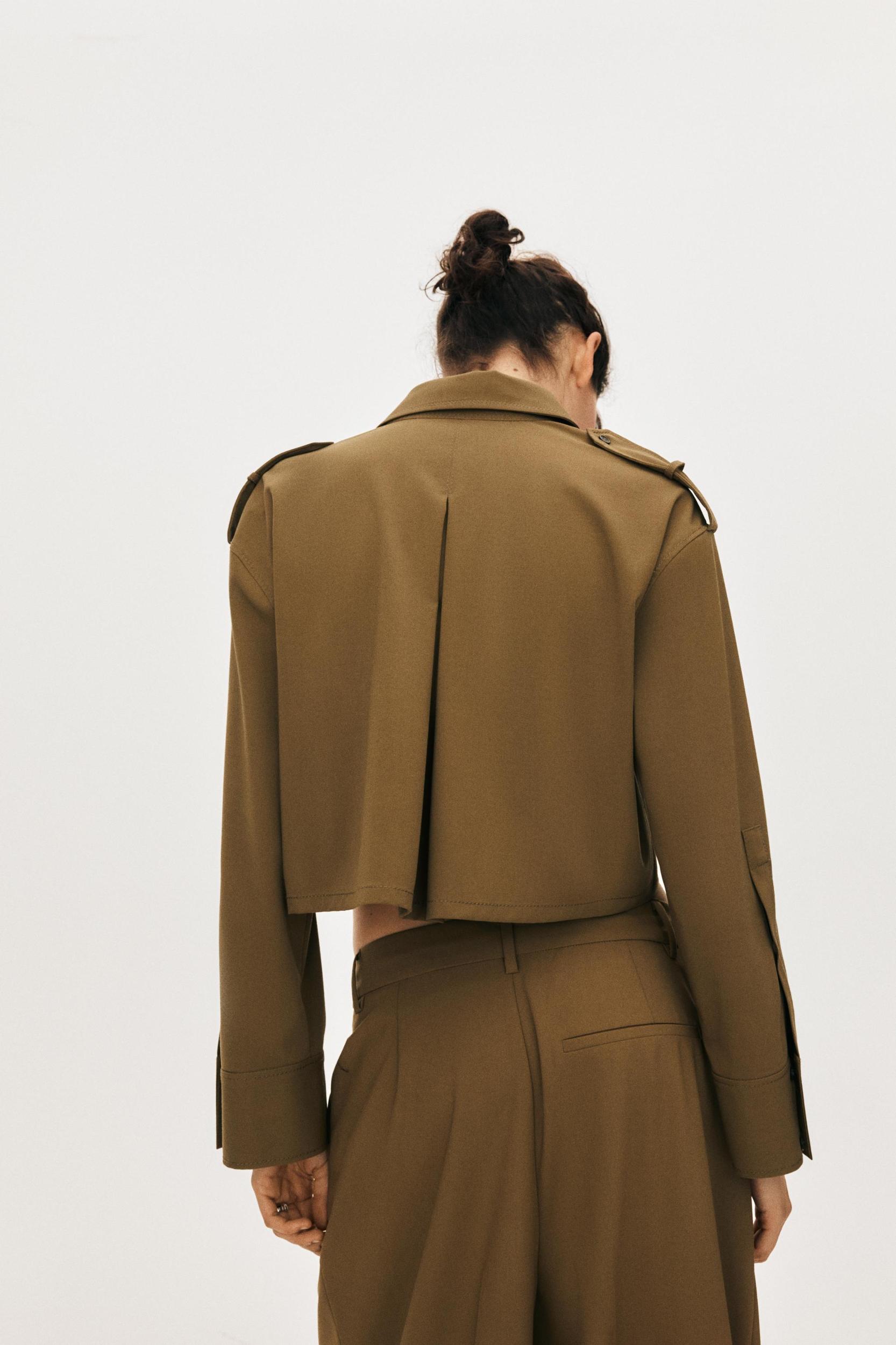 LAPEL COLLAR CROPPED SHIRT Product Image