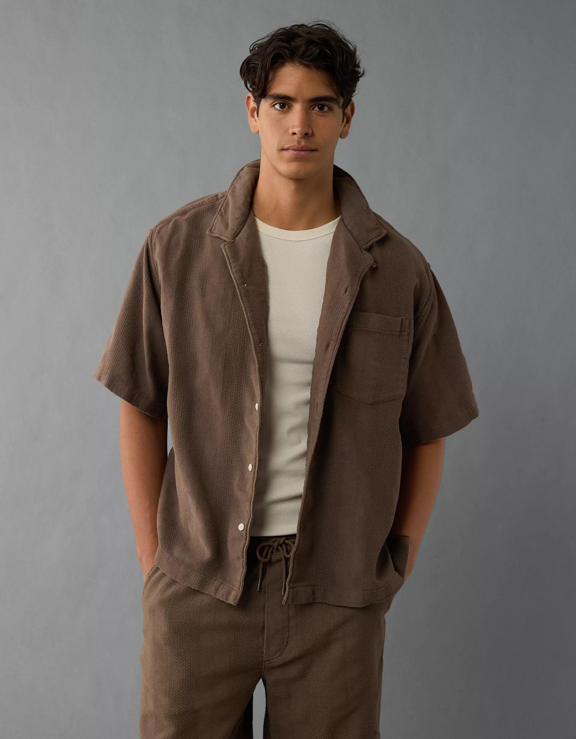 AE Poolside Button-Up Shirt Product Image