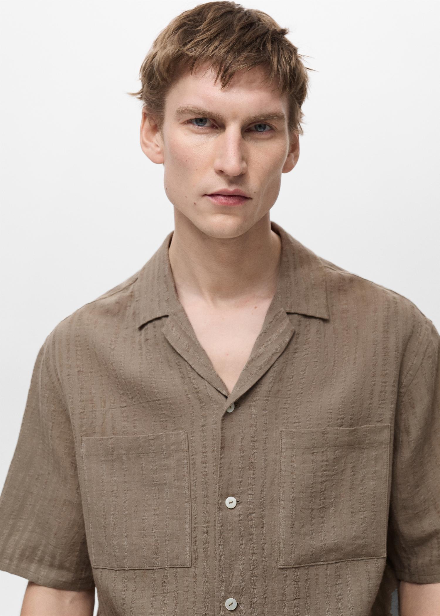 Linen-blend textured striped shirt - Men | MANGO USA Product Image