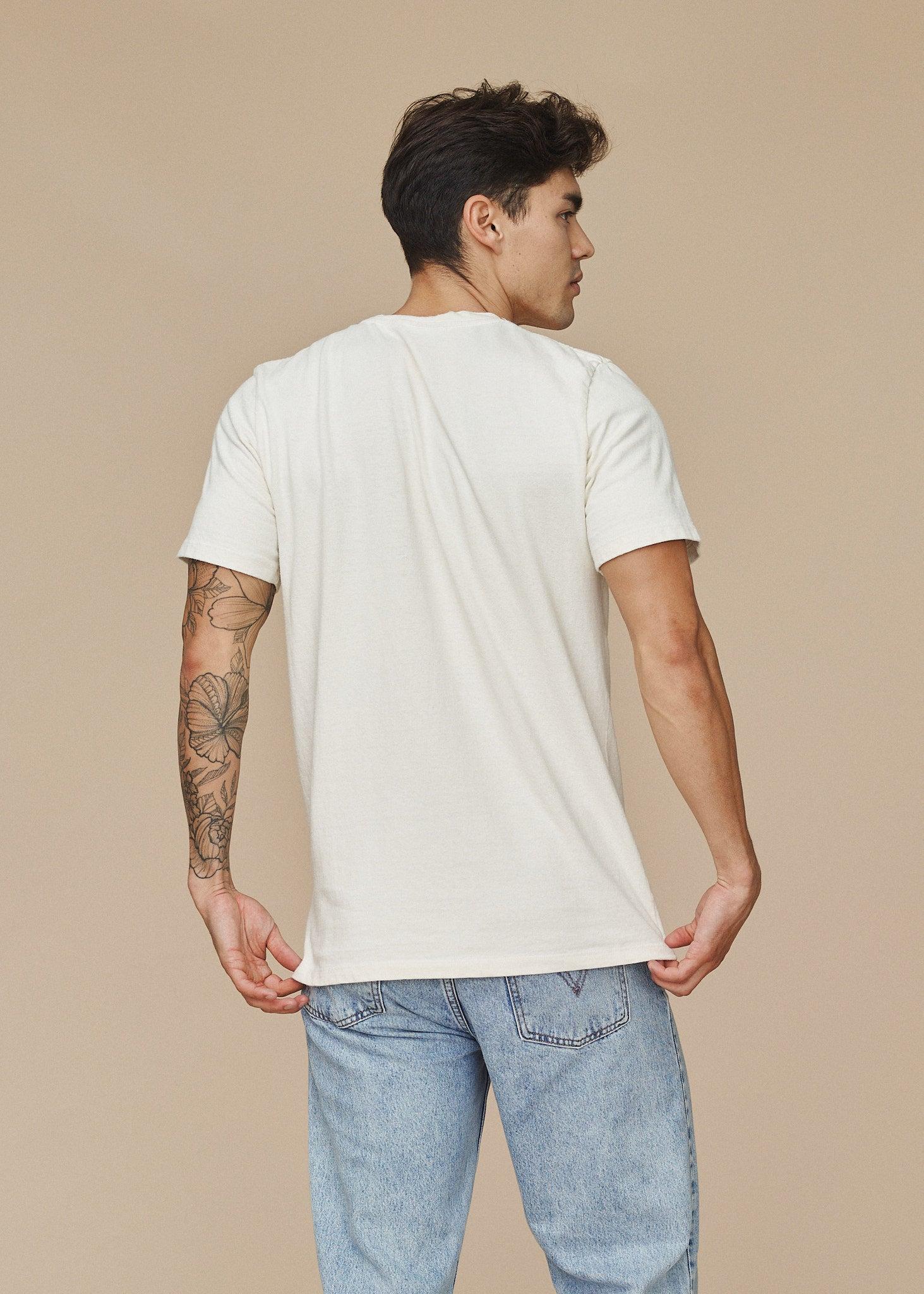 Boulder Pocket Tee Male Product Image