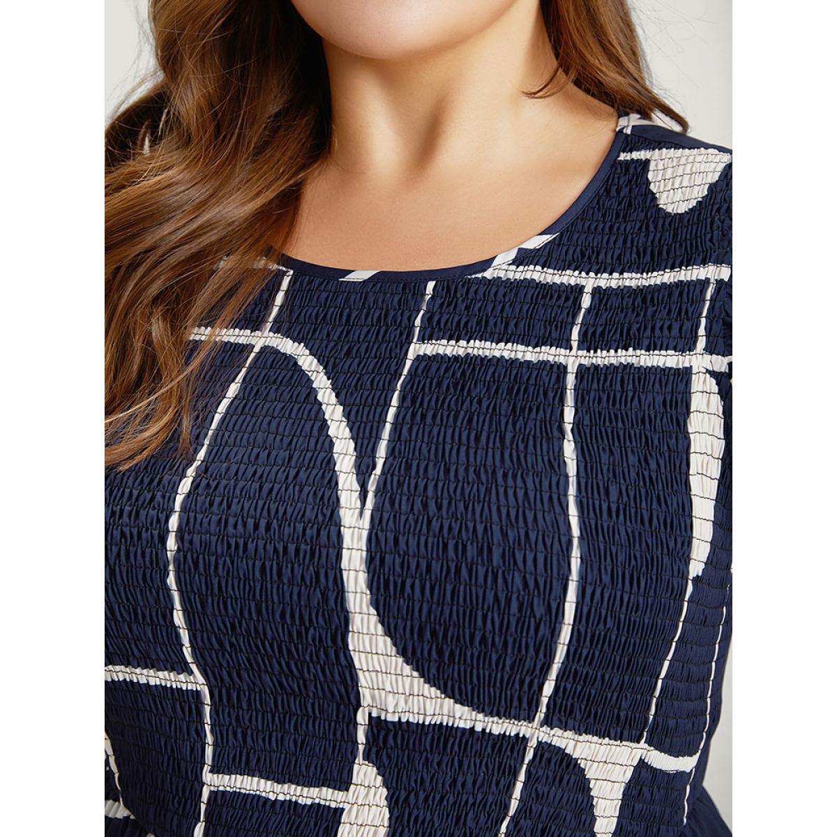 Plus Size Geometric Pocket Flutter Sleeve Shirred Dress Navy Women Office Pocket Round Neck Cap Sleeve Curvy Midi Dress BloomChic 28/5X Product Image