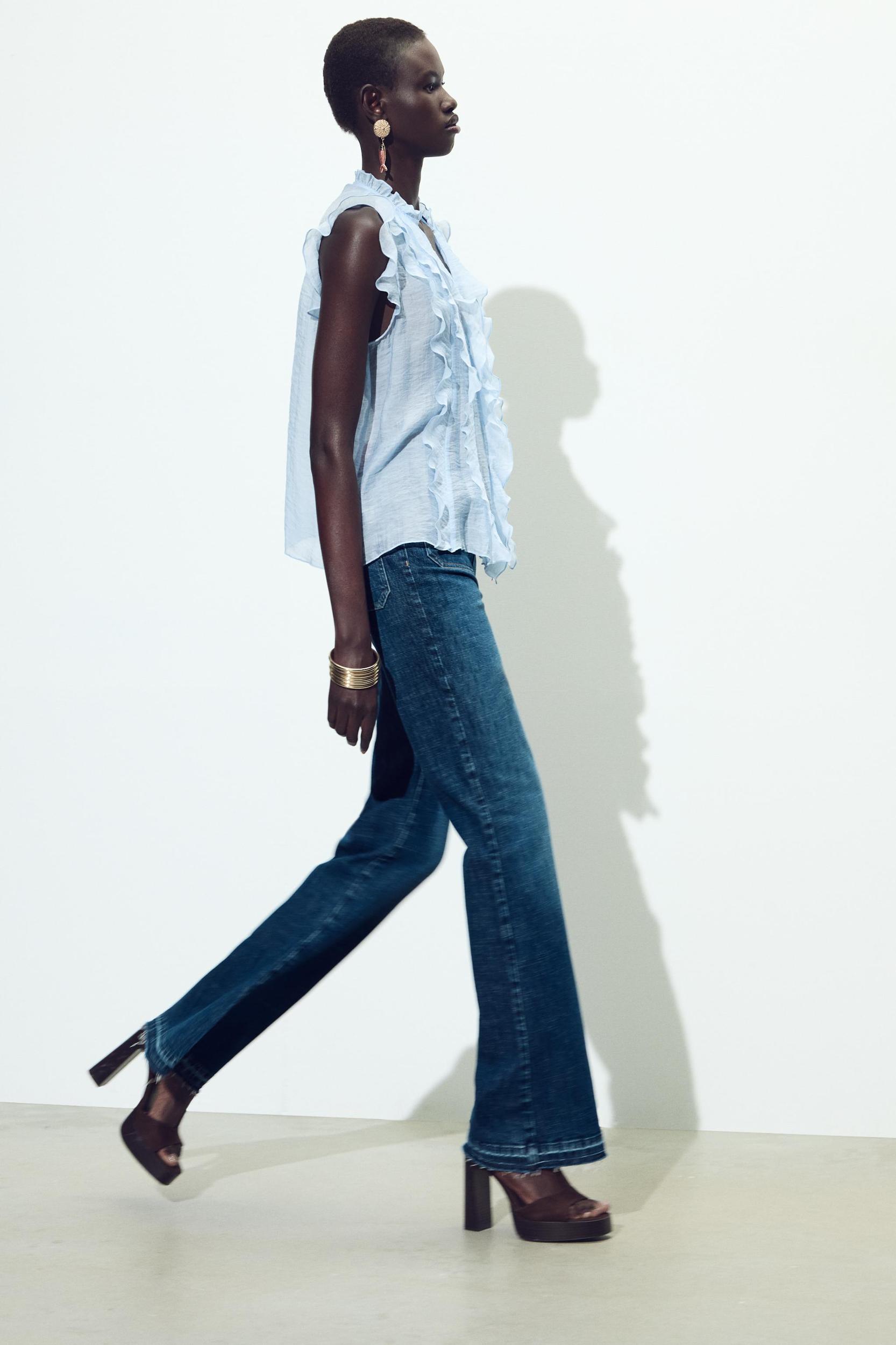 FLOWY RUFFLED TOP Product Image