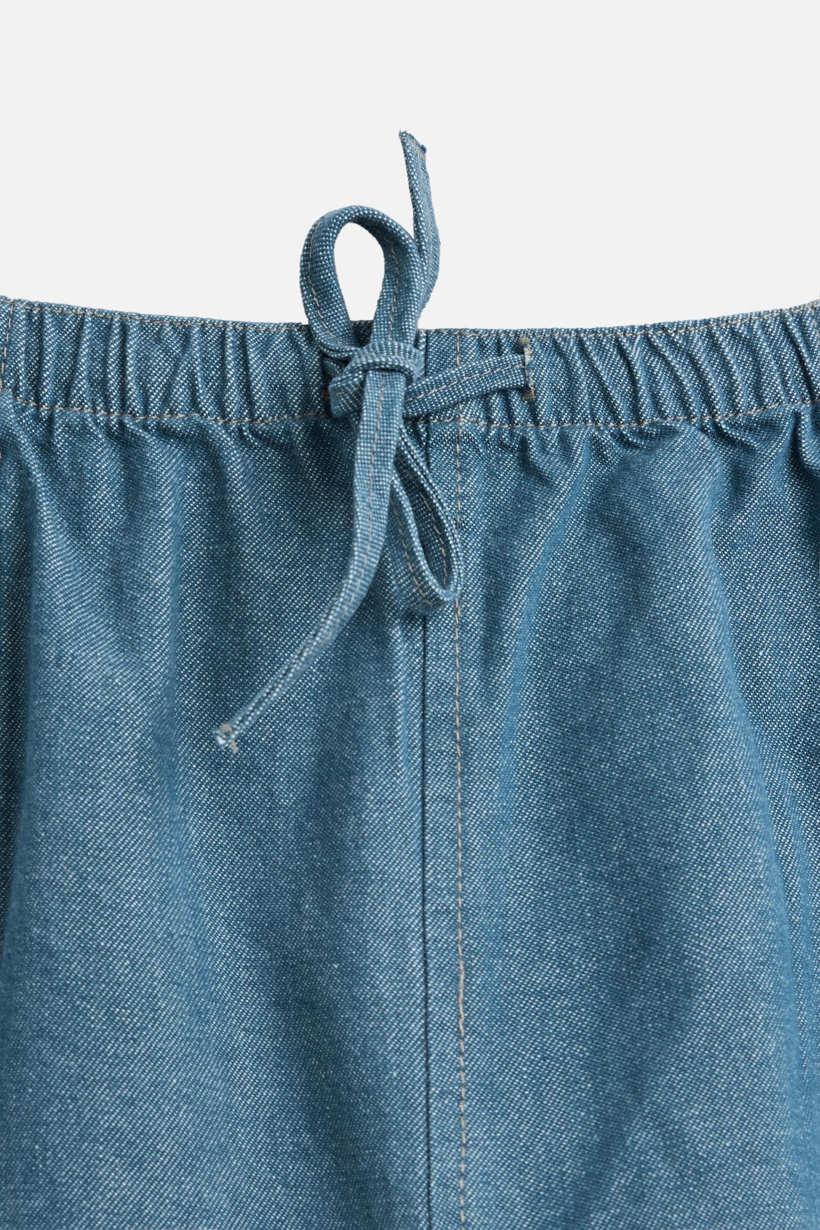 RELAXED FIT DENIM SHORTS Product Image