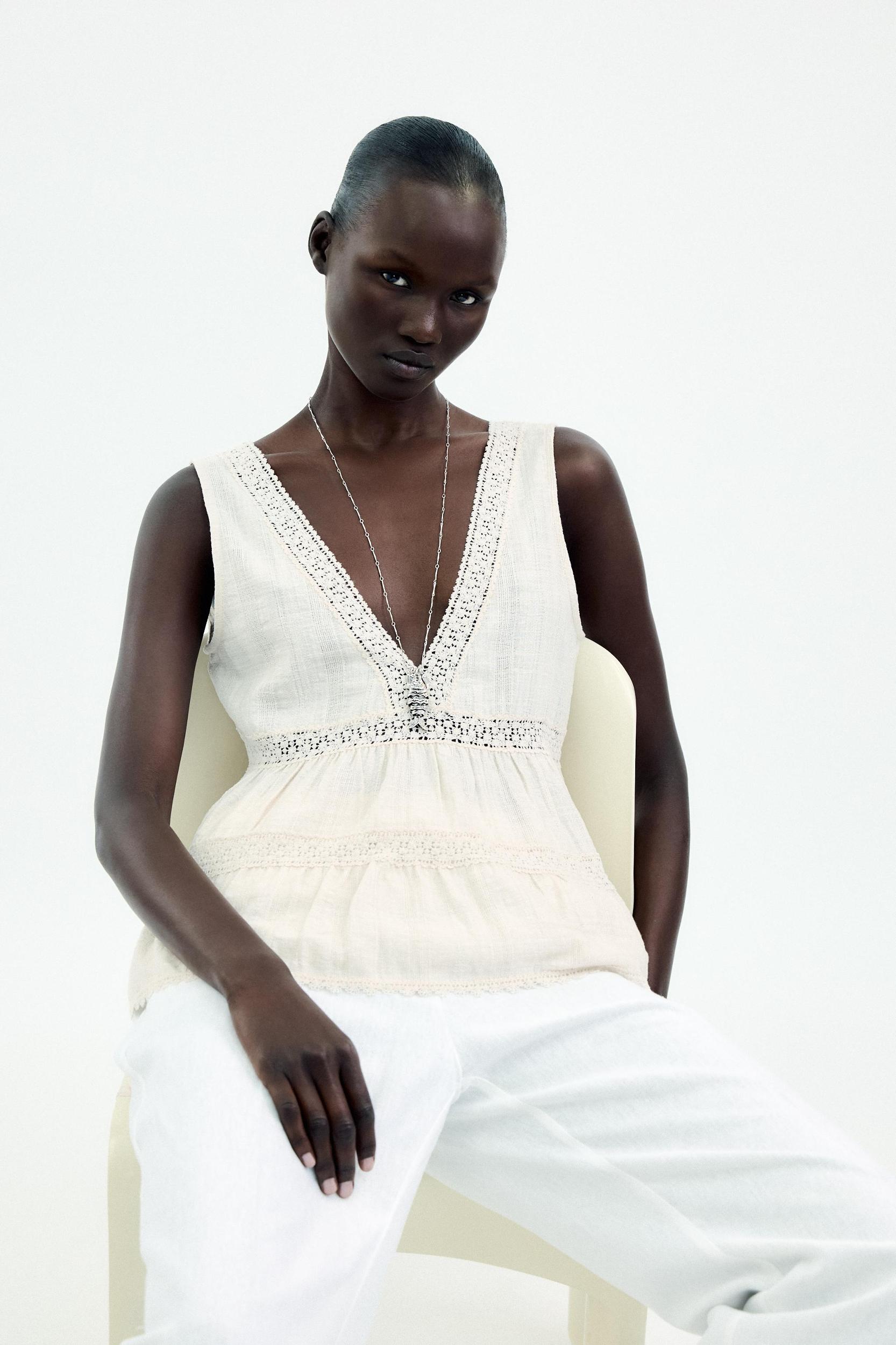 RUSTIC ENTREDEUX TOP Product Image