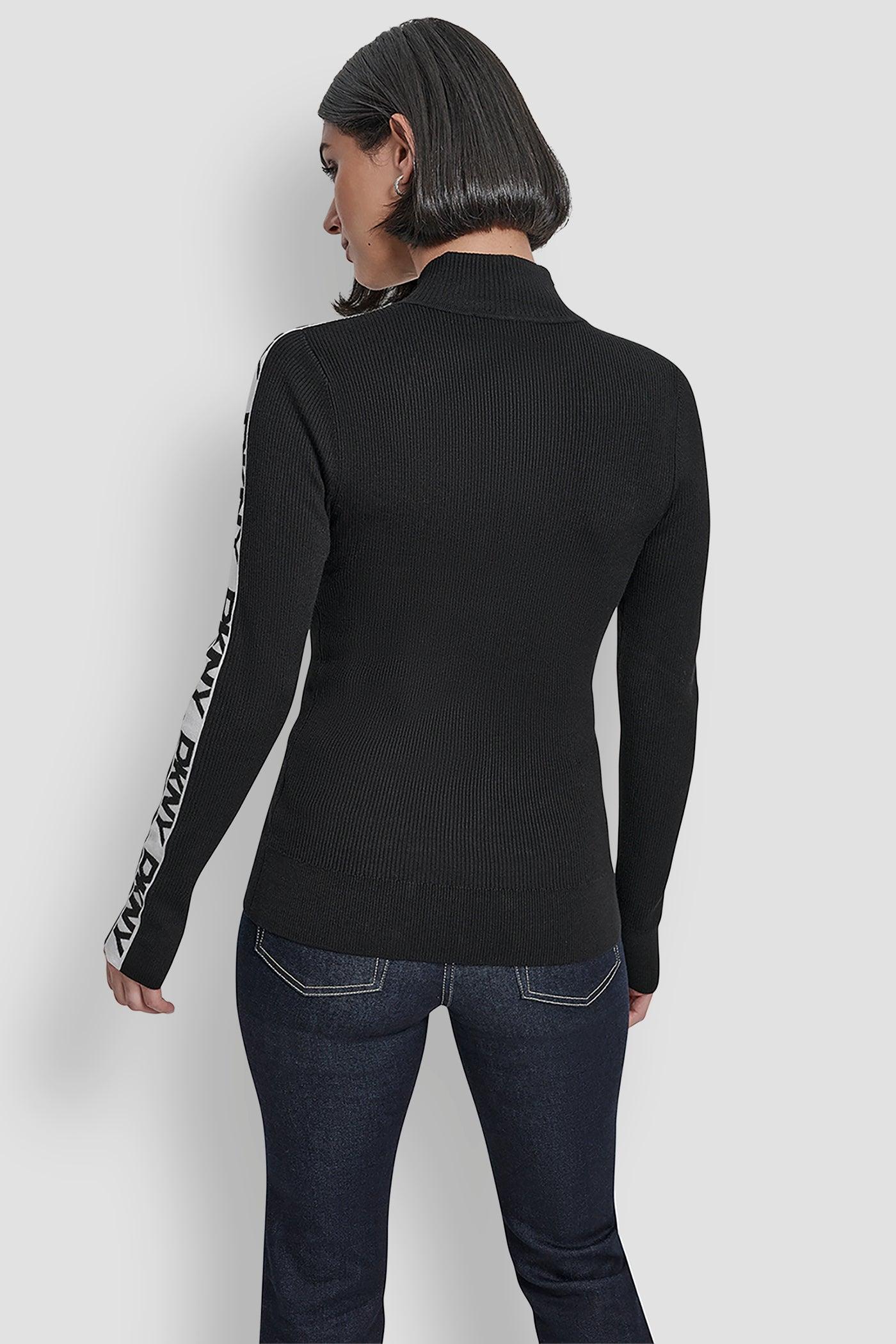 LONG SLEEVE 1/4 ZIP LOGO TAPE SWEATER Product Image