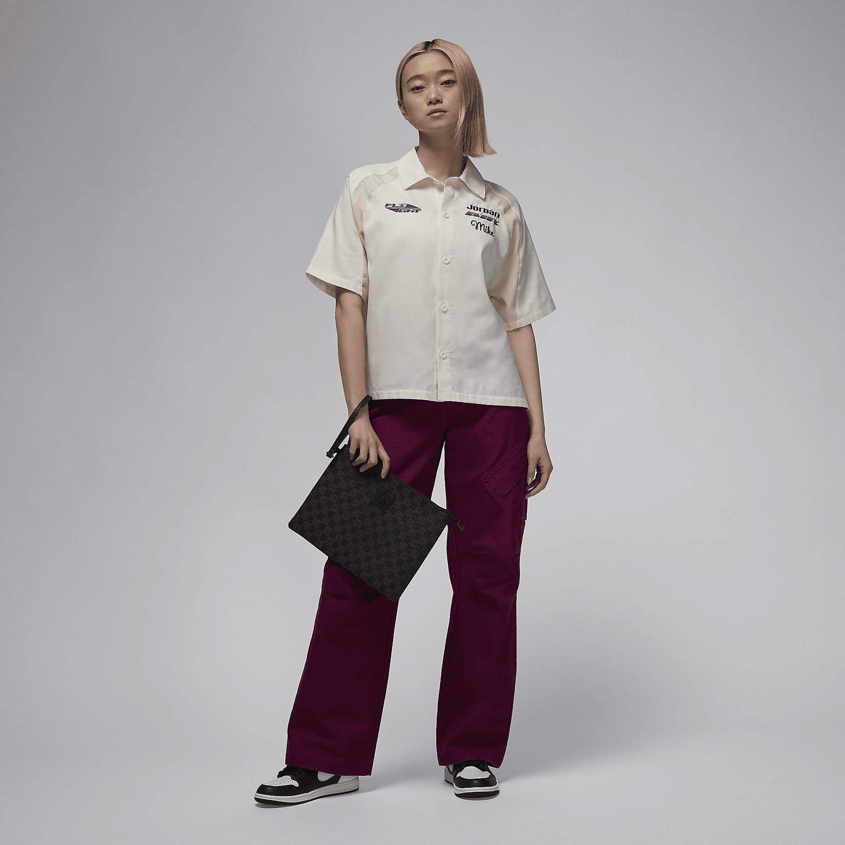 Jordan Monogram Pouch (0.69L) Product Image