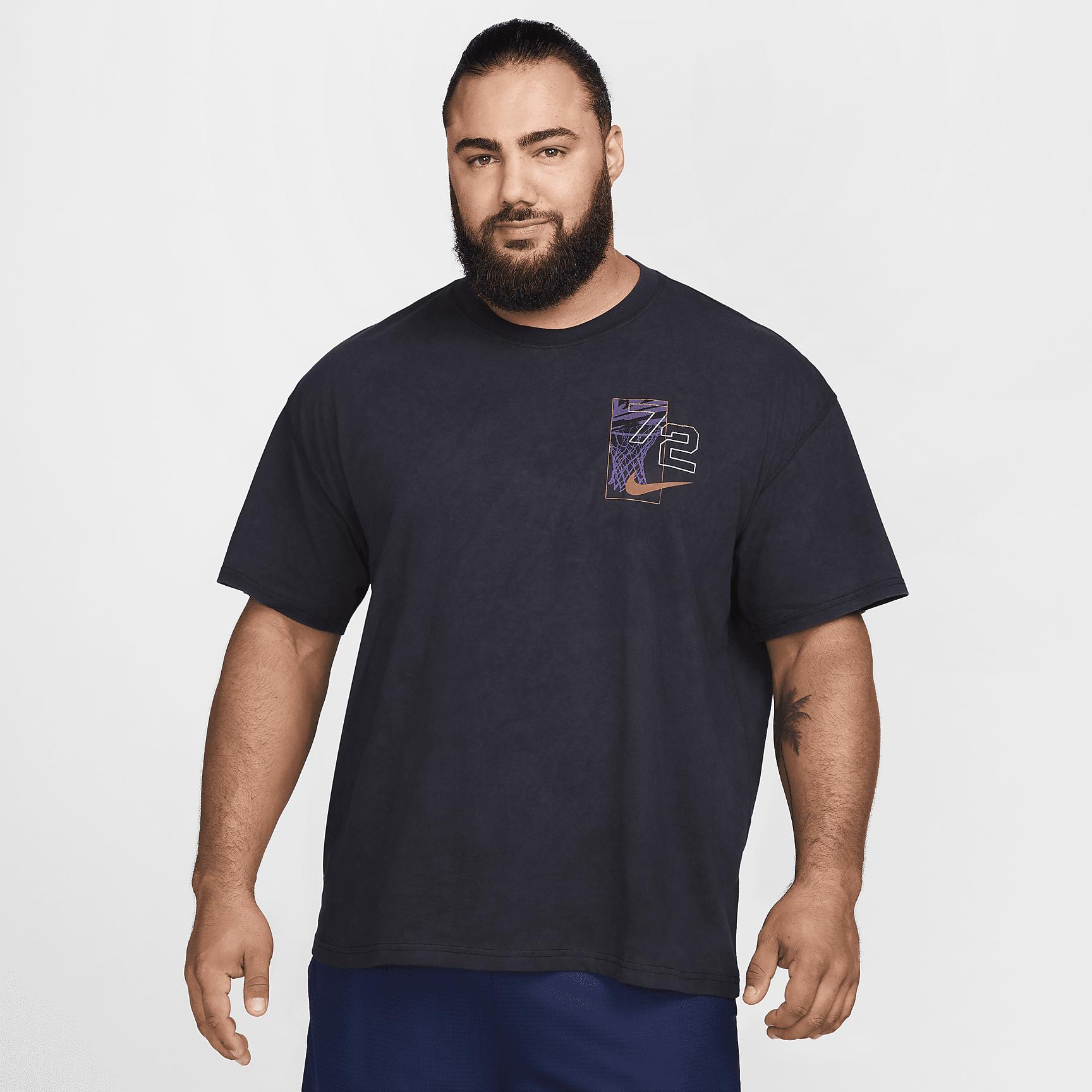 Nike Men's Max90 Basketball T-Shirt Product Image