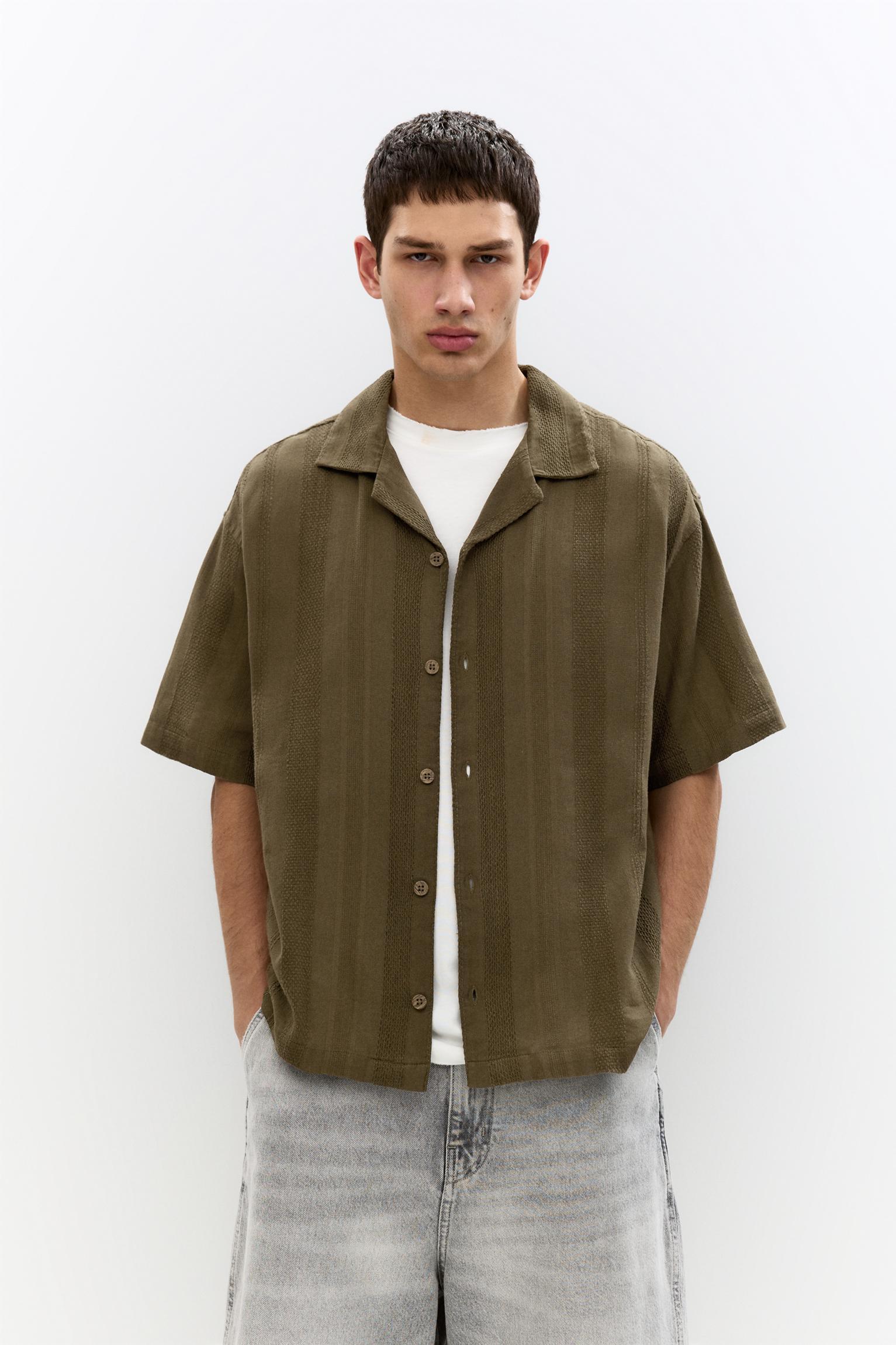 Rustic short sleeve shirt Product Image