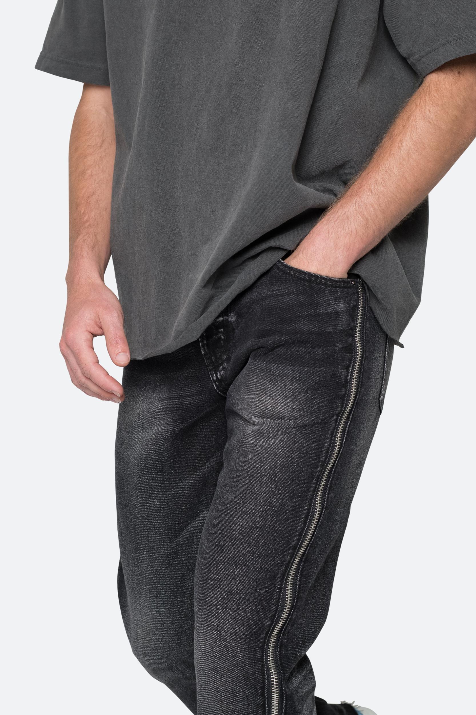 D558 Straight Stripe Denim - Black Product Image