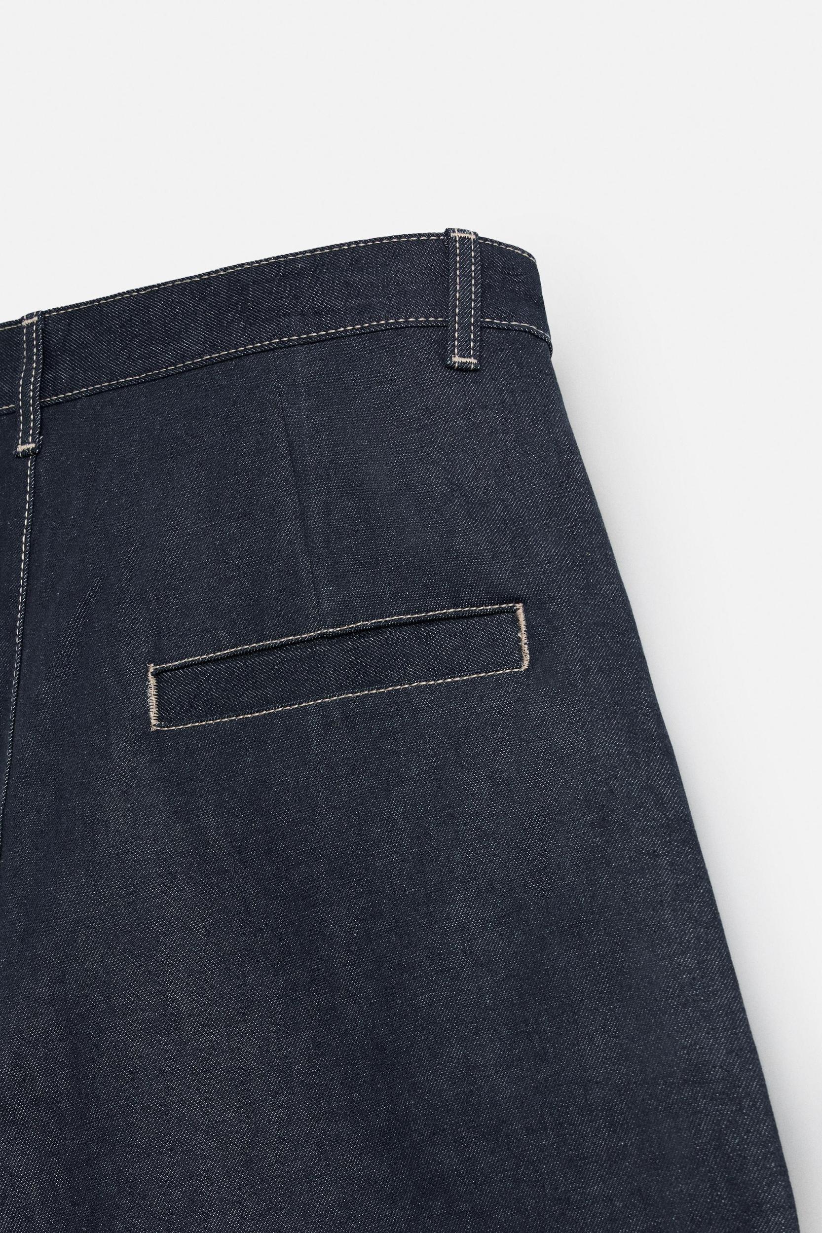 WIDE FIT DENIM SHORTS Product Image