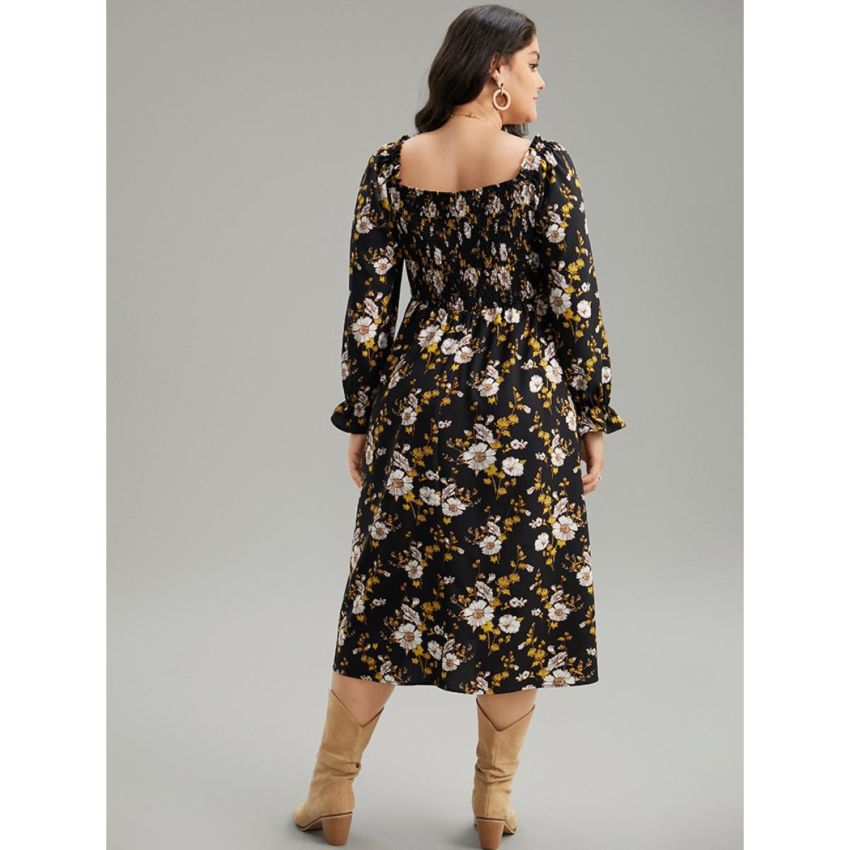 Plus Size Floral Print Notched Frill Trim Gathered Shirred Dress Black Women Vacation Gathered Notched collar Long Sleeve Curvy Midi Dress BloomChic 10/M Product Image