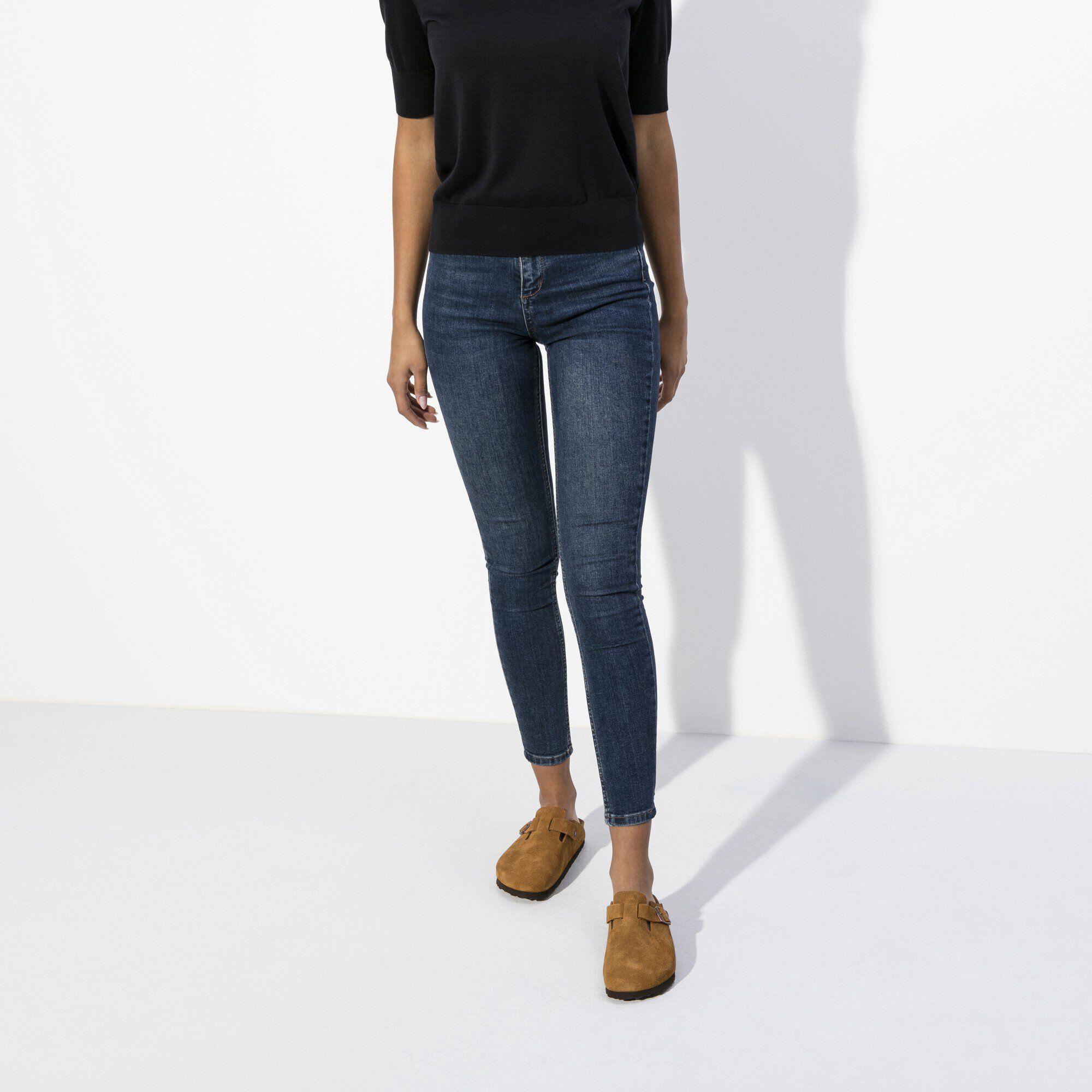 Boston Soft Footbed Suede Leather Product Image