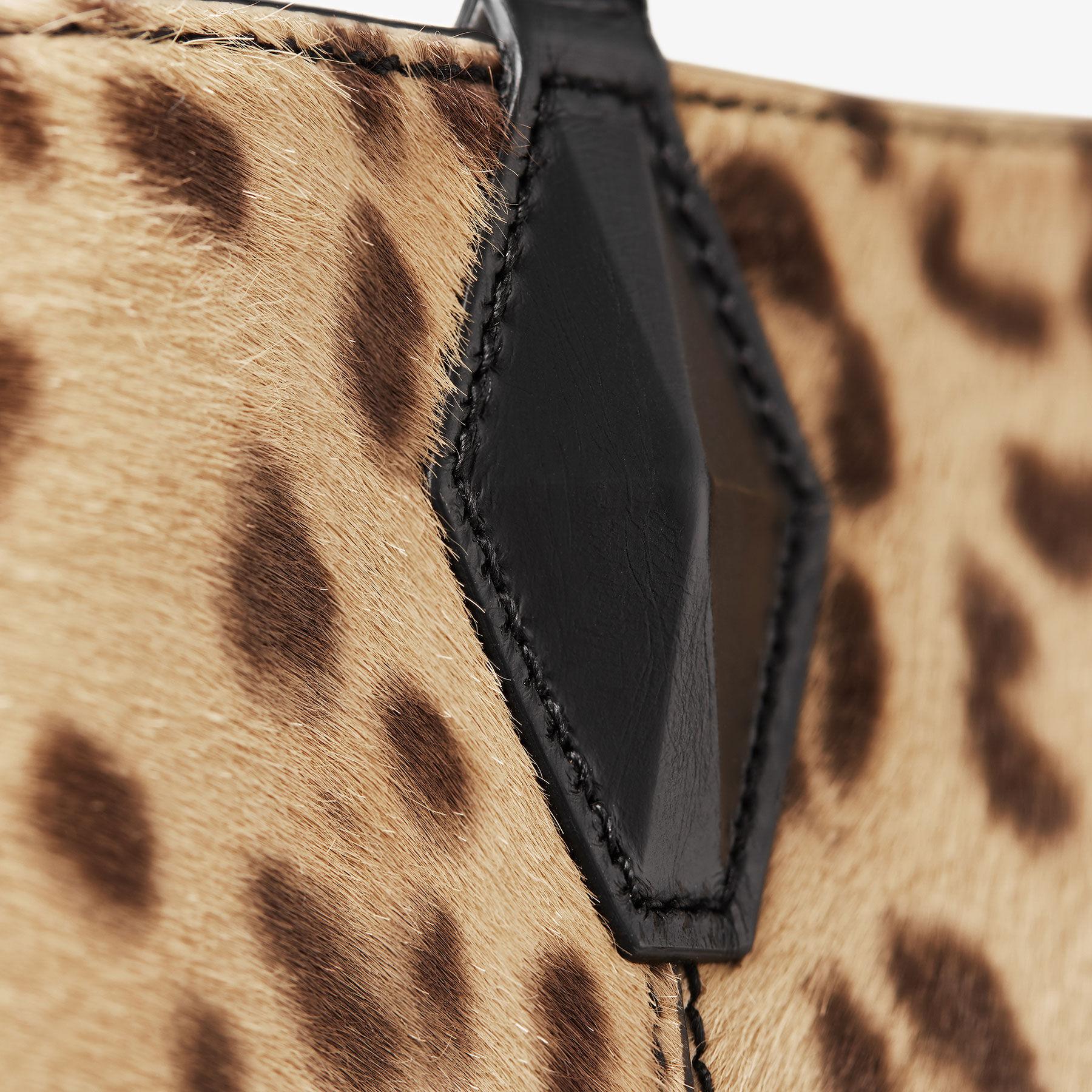 Diamond Tote L Product Image