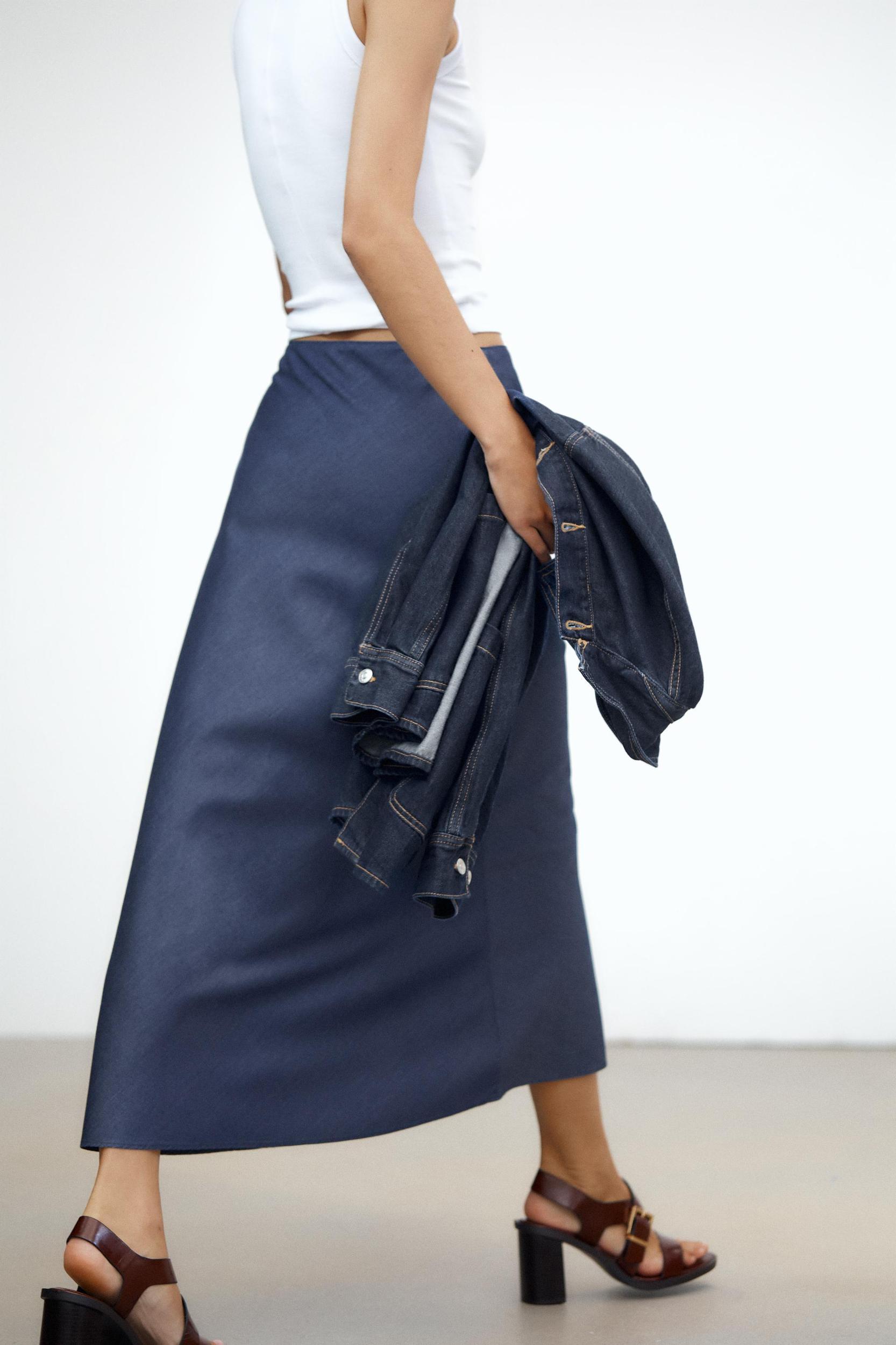FLOWY MIDI SKIRT Product Image