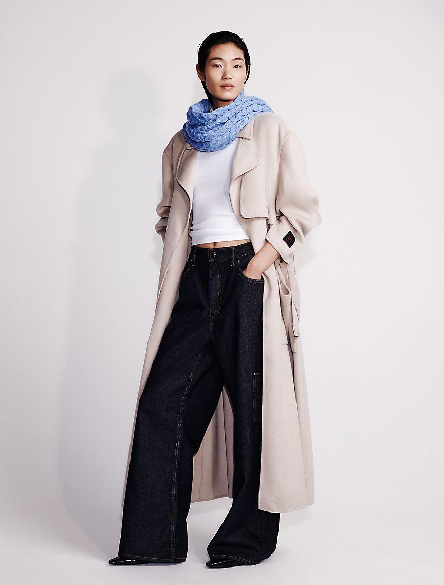 Cut Out Slim Crewneck T-Shirt Product Image