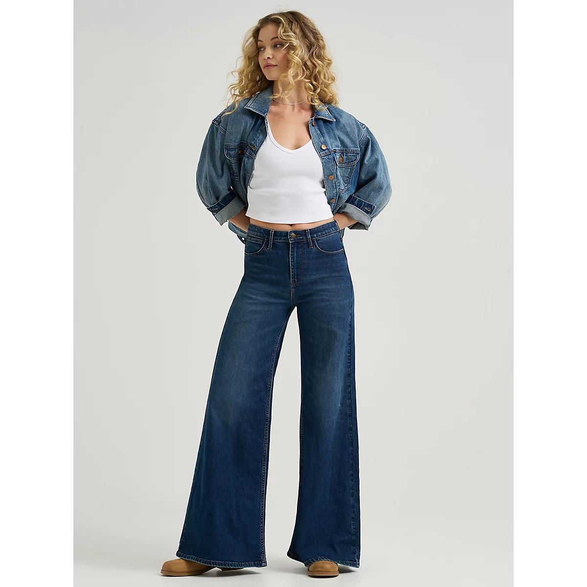 Women's High Rise Wide Leg Jean in Clover Product Image