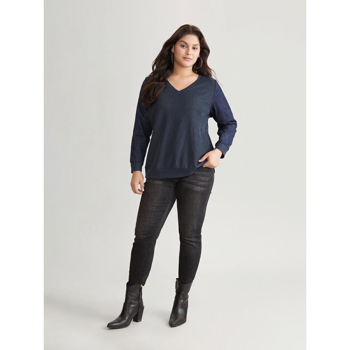 Plus Size Denim Effect Patchwork Waffle Knit Sweatshirt Women Blue Casual Waffle Knit V-neck Dailywear Sweatshirts BloomChic 30/6X Product Image