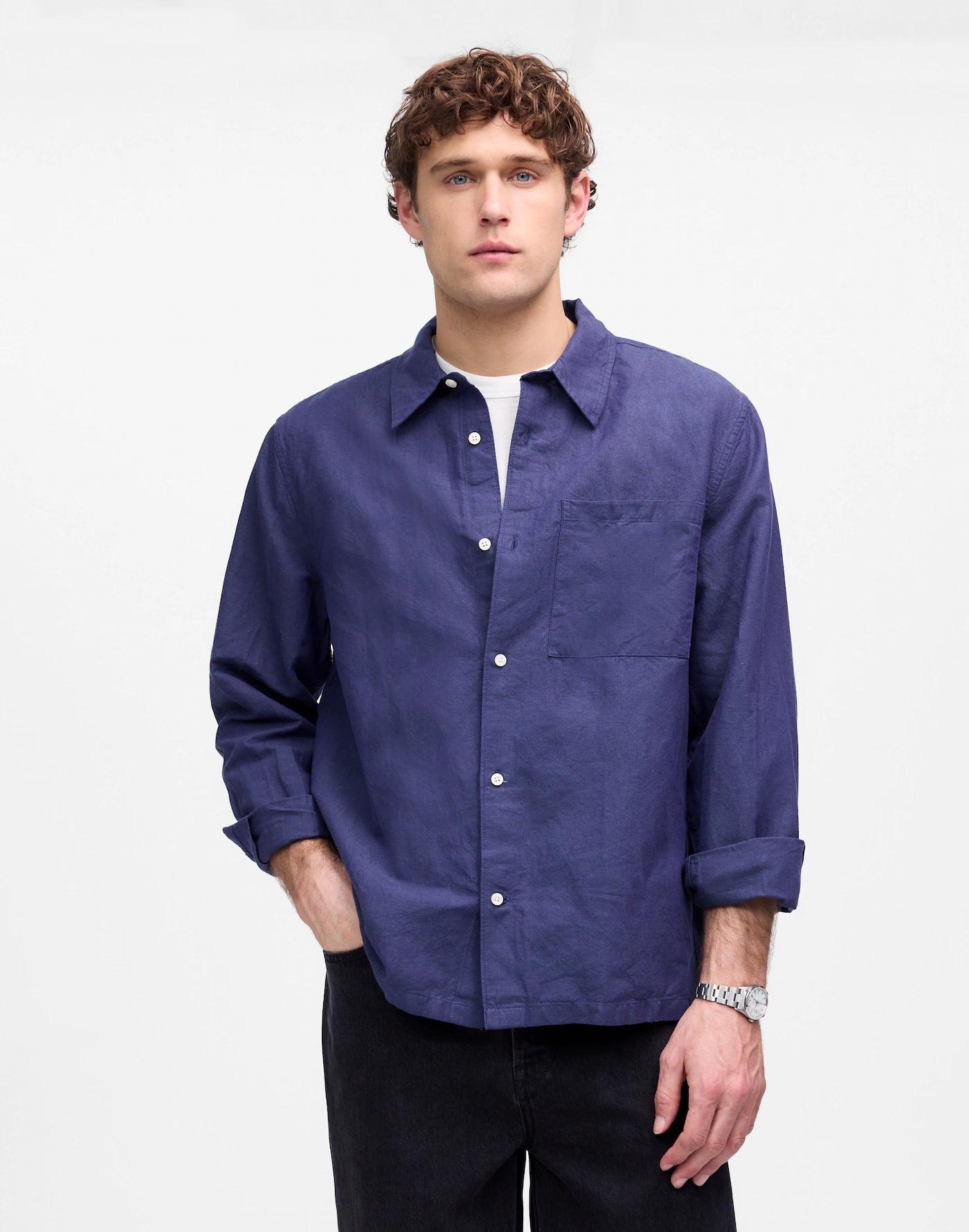 Button-Up Shirt in Cotton-Linen Blend Product Image