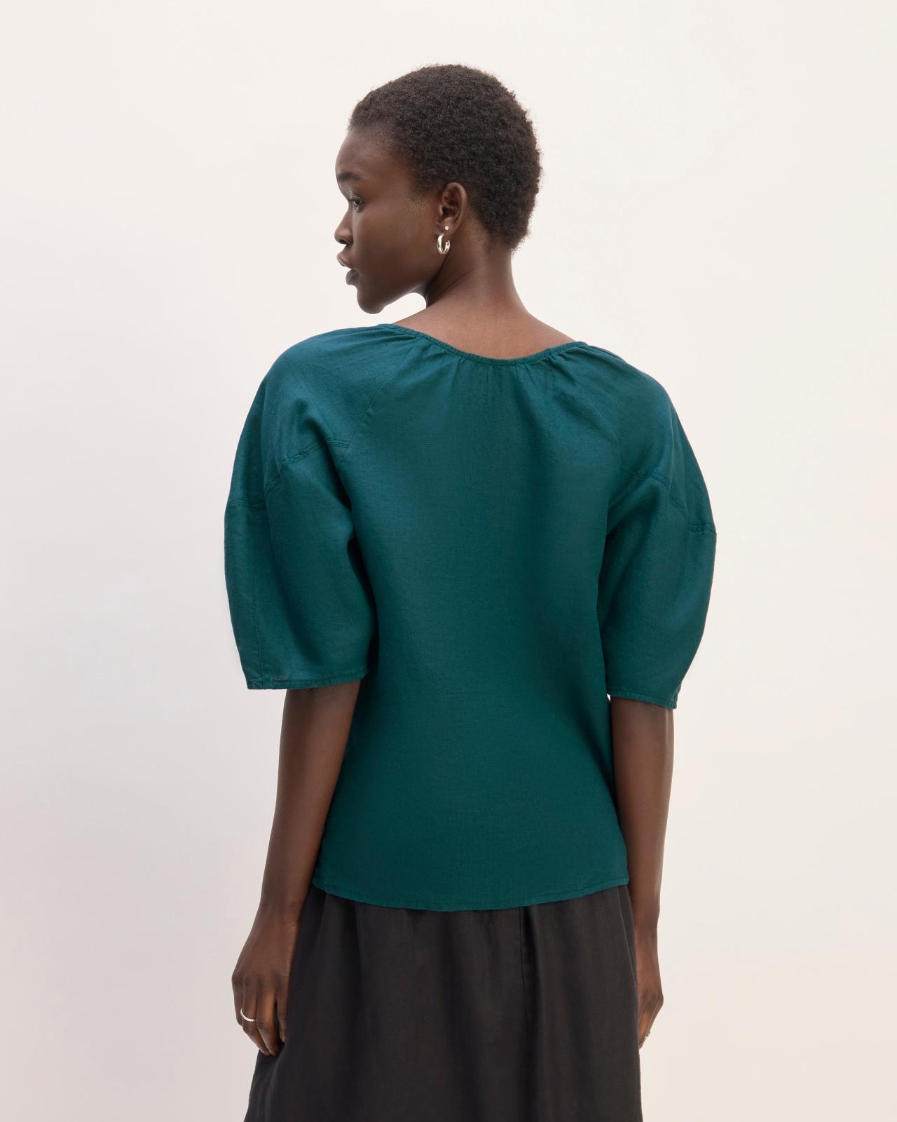 The Scoop Top in Linen Product Image