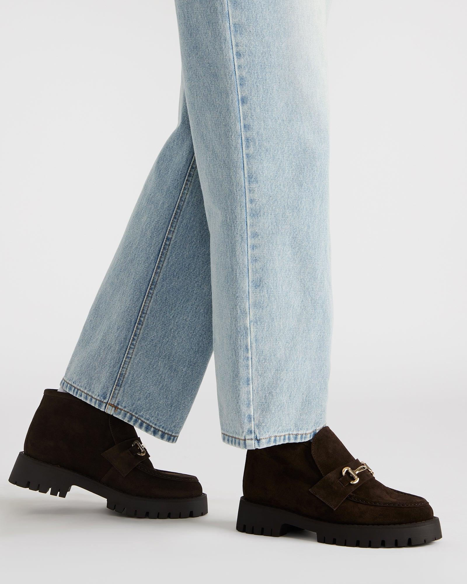 LEON BLACK LEATHER Female Product Image