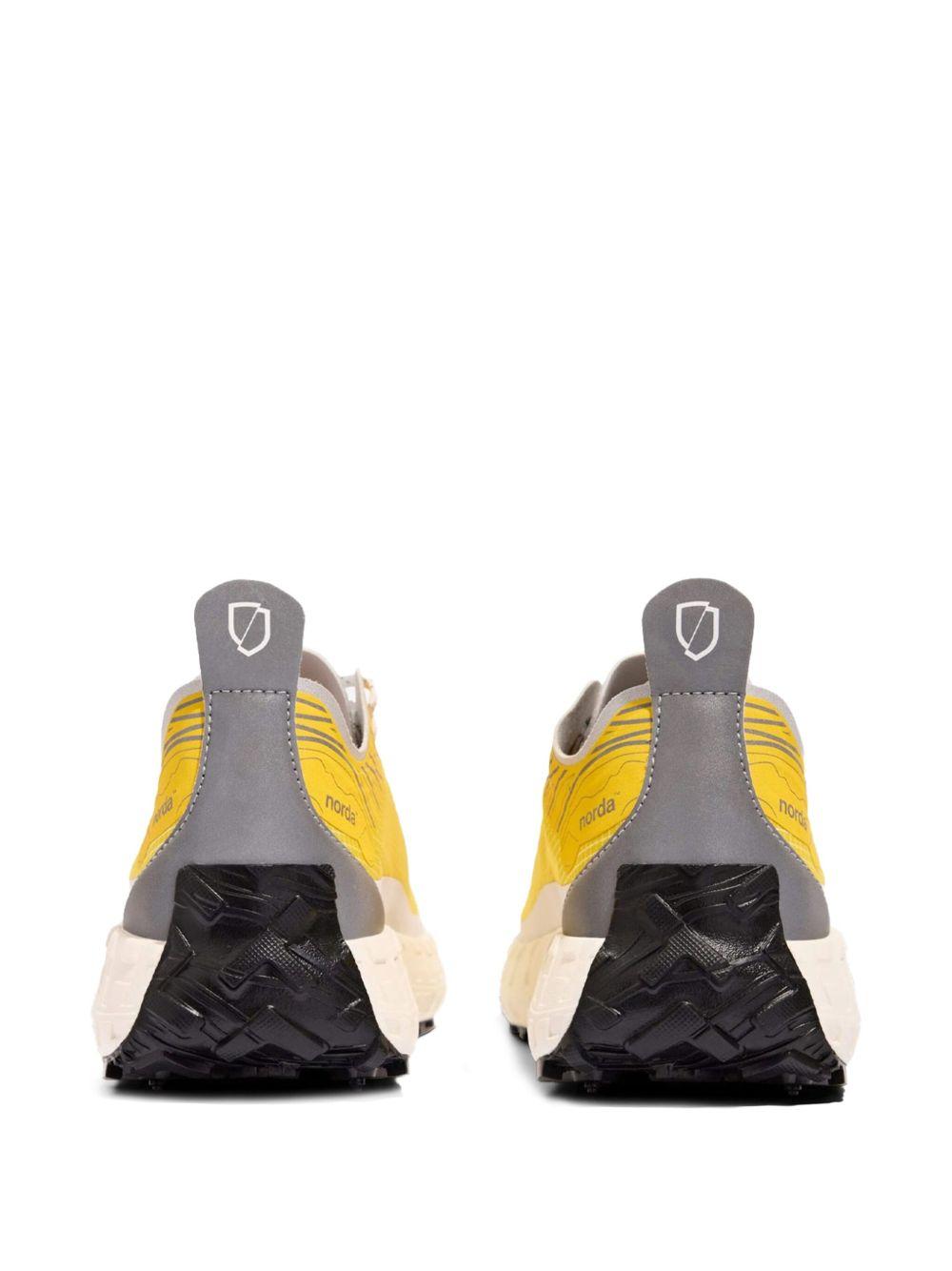 001 sneakers Product Image