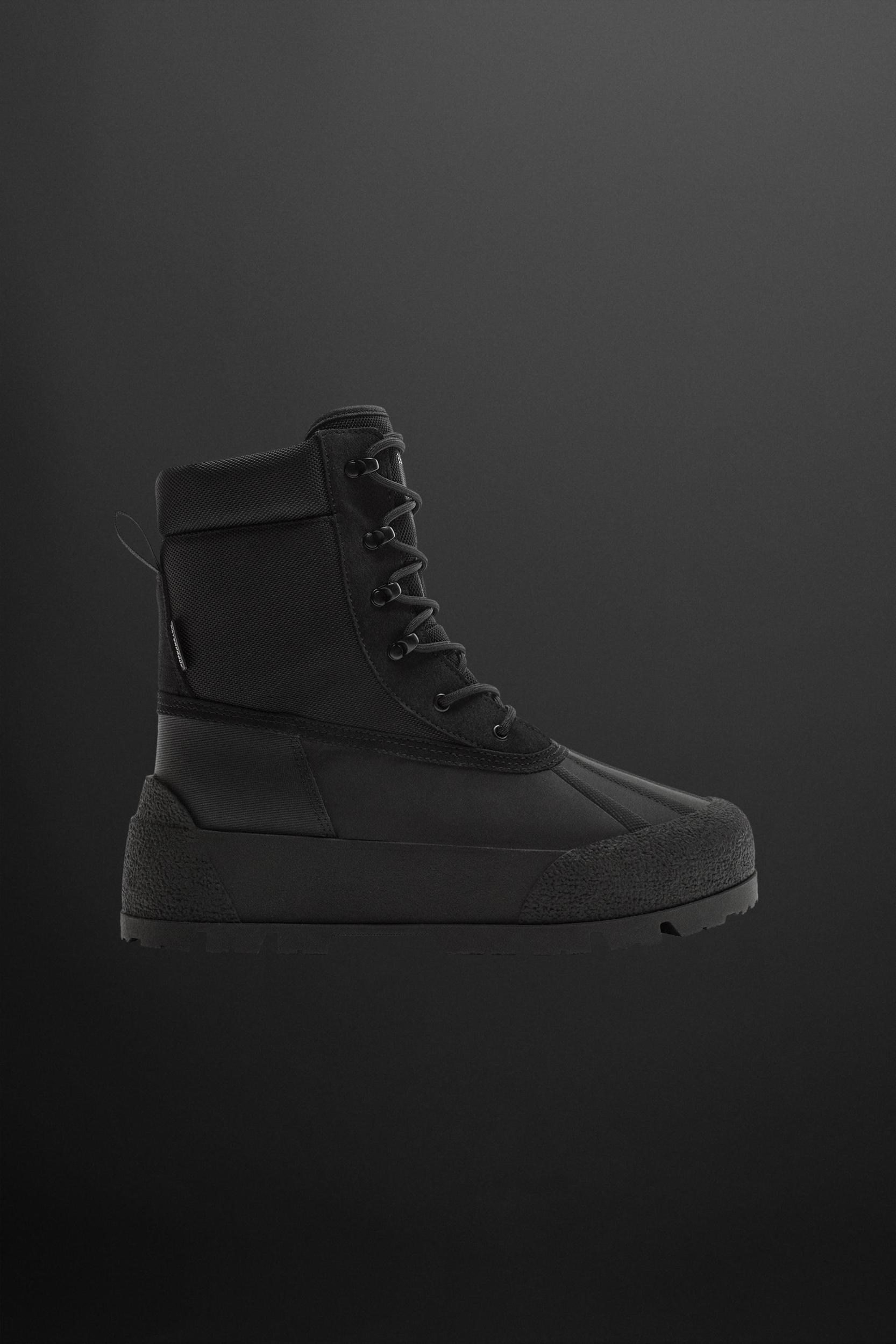 WATERPROOF HIKING BOOTS Product Image