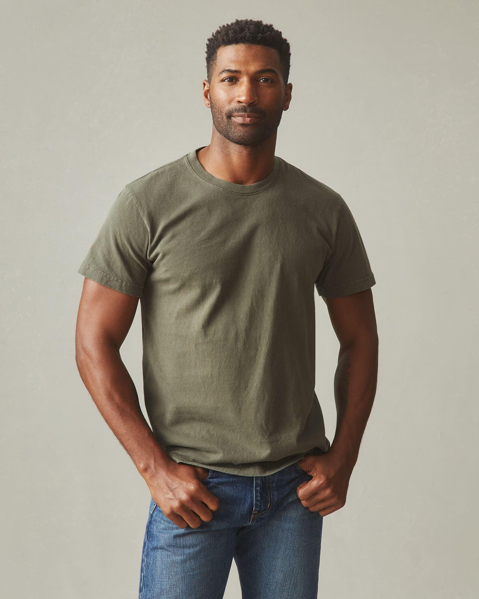 Men's Vintage Crew Tee - Washed Olive Product Image