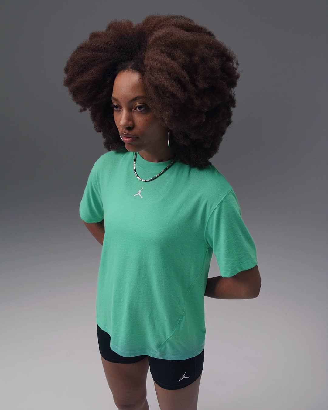 Women's Jordan Sport Diamond Short-Sleeve Top Product Image