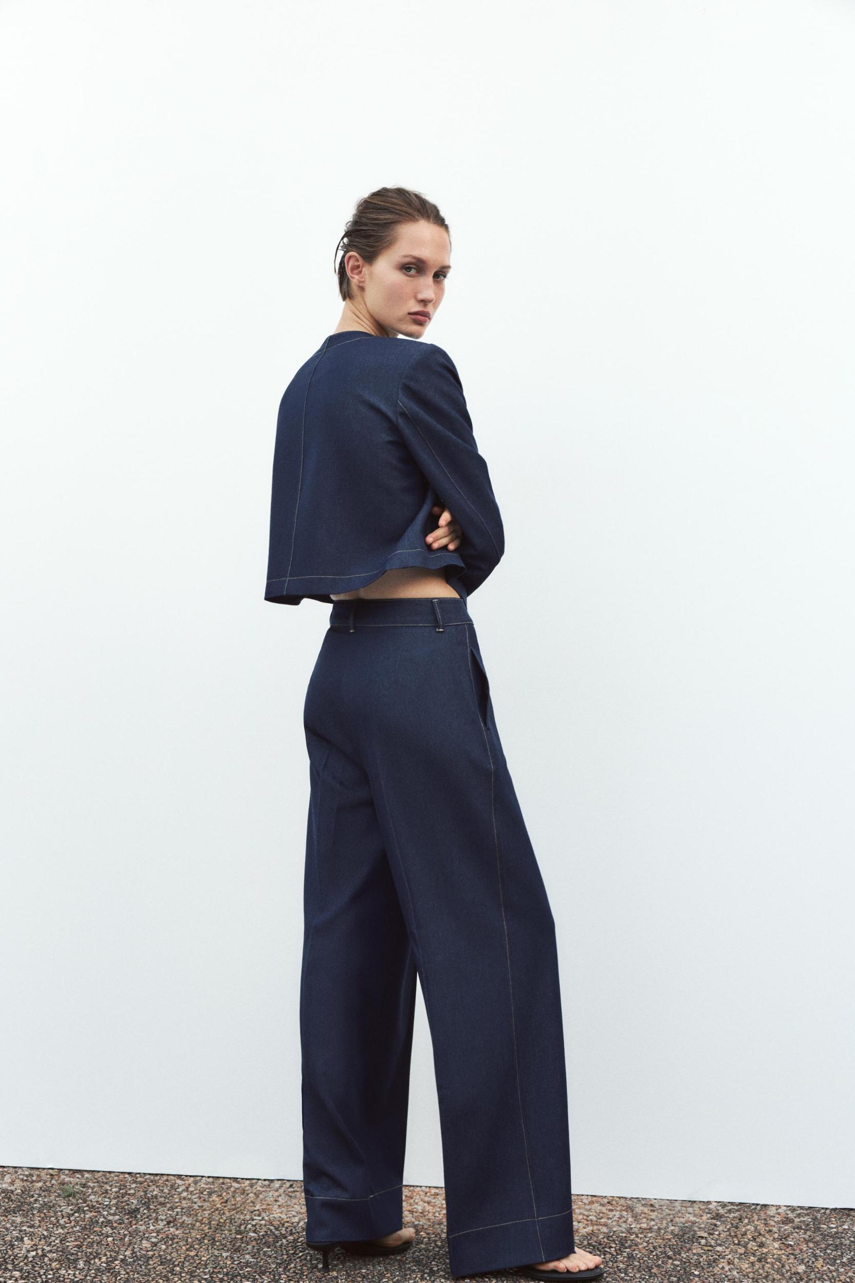 CONTRAST TOPSTITCHING WIDE-LEG PANTS Product Image