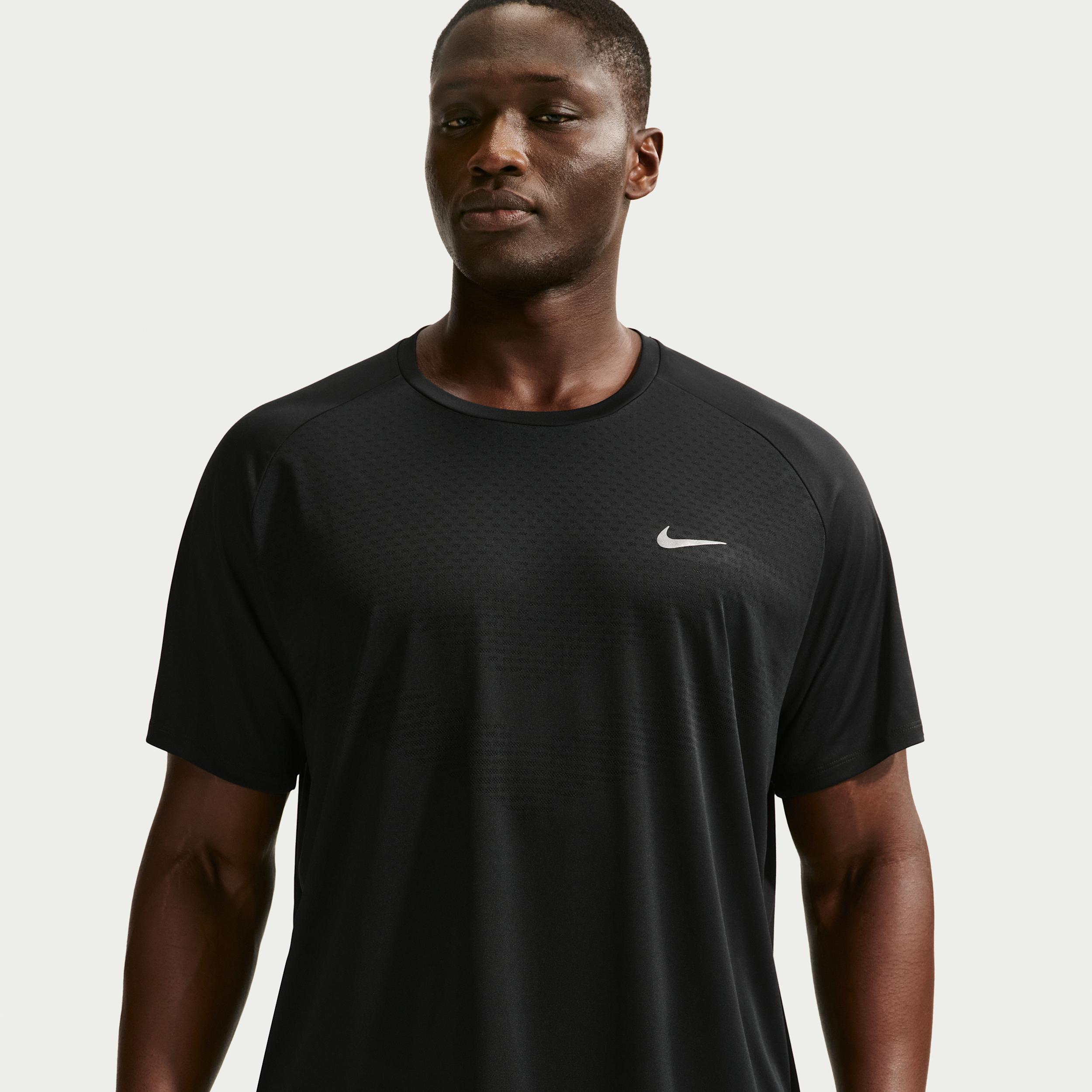 Nike Men's Stride Dri-FIT ADV Short-Sleeve Running Top Product Image