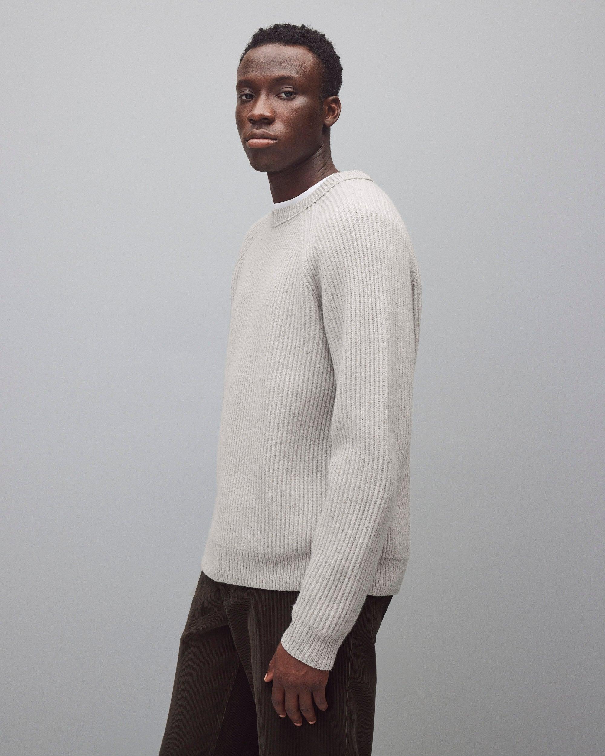 0851. Tech Essential™ Relaxed Long Sleeve - Faded Crimson Product Image