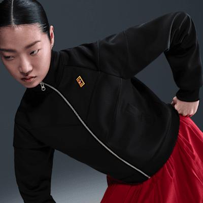 Nike Womens Court Heritage Windrunner Tennis Jacket | FZ6507-010 Product Image