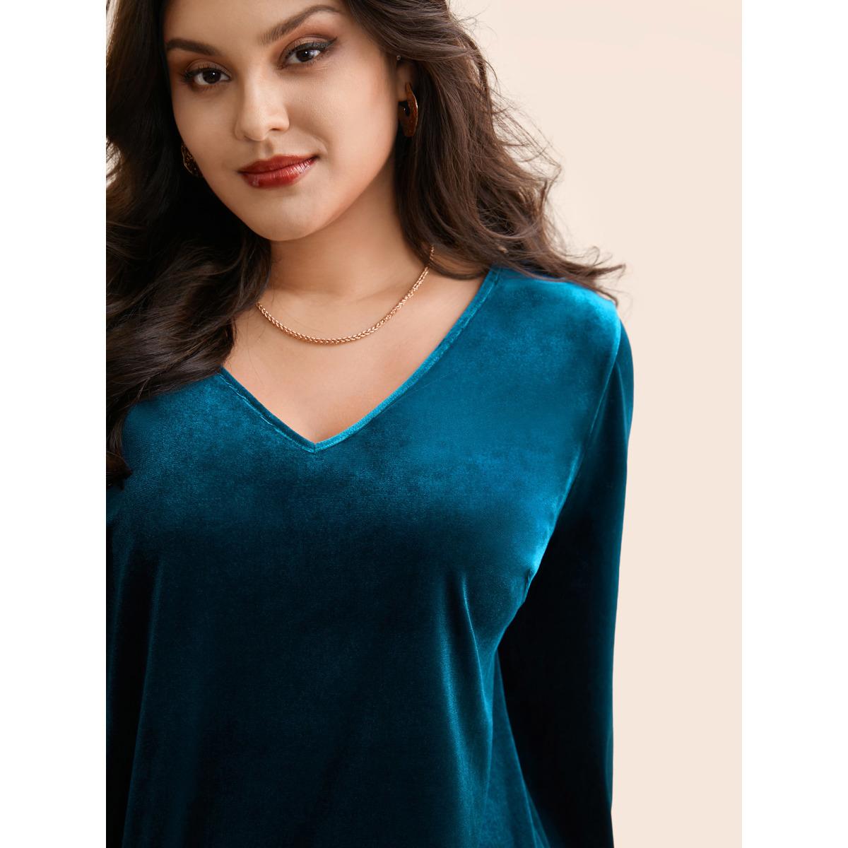 Plus Size Aegean V Neck Velvet Lantern Sleeve Blouse Women Elegant Long Sleeve V-neck Everyday Blouses BloomChic 14-16/1X Product Image