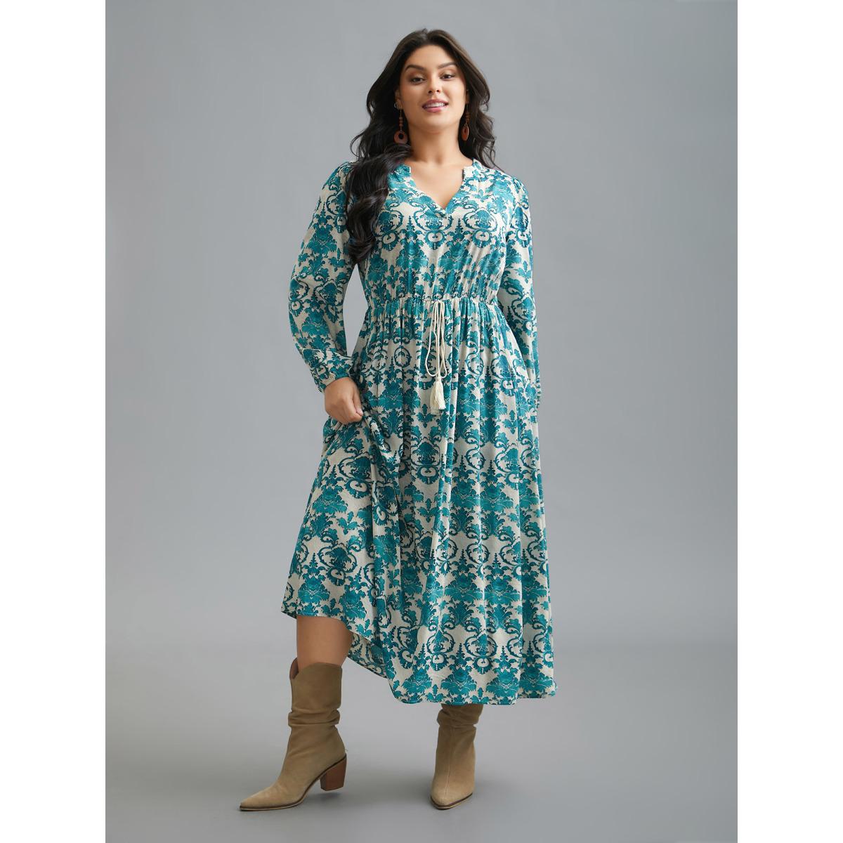 Plus Size Boho Print Notched Tie Knot Maxi Dress Emerald Women Resort Tie knot Flat collar with V-notch Long Sleeve Curvy BloomChic 14-16/1X Product Image