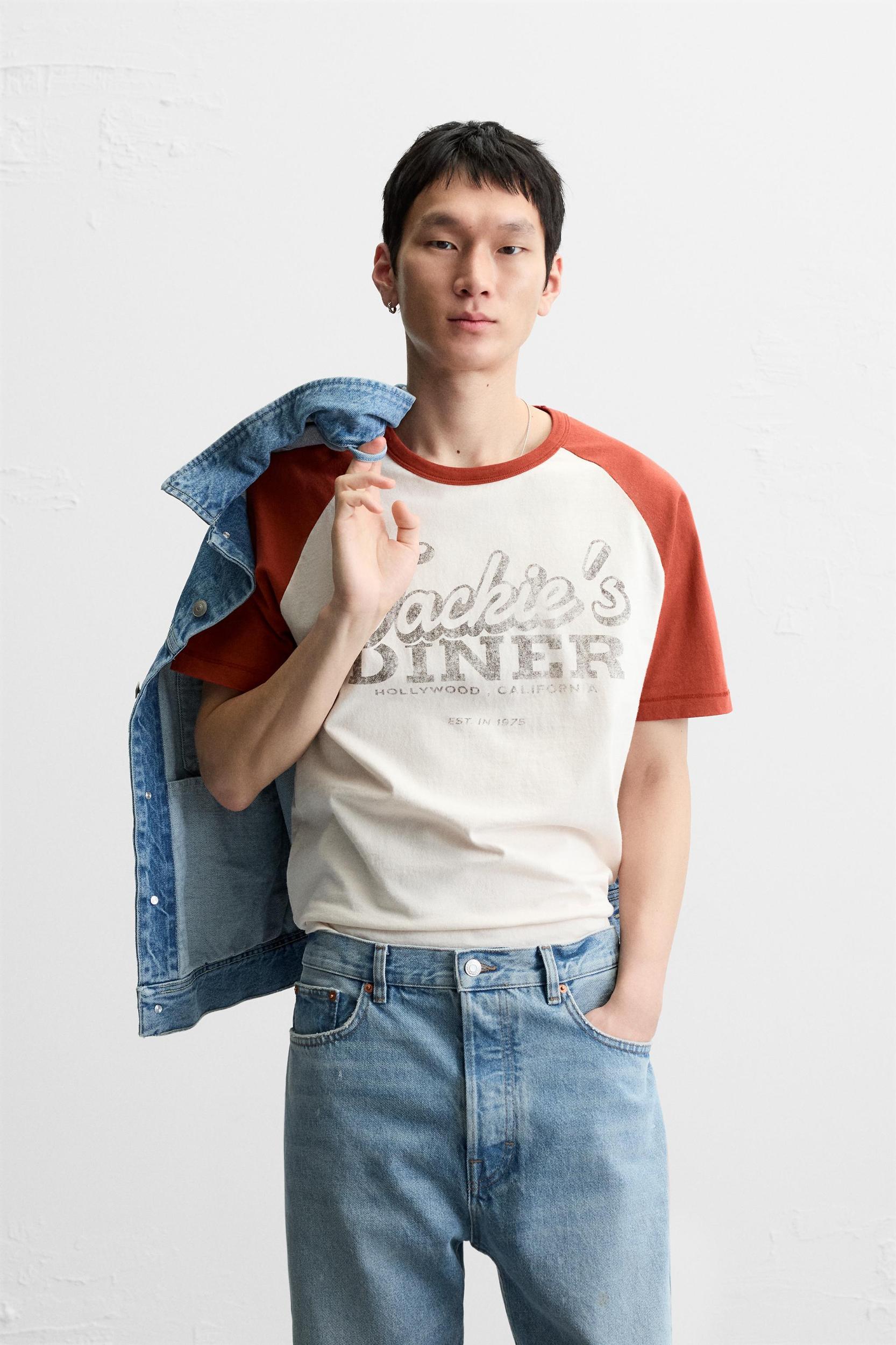 WASHED PRINTED T-SHIRT Product Image