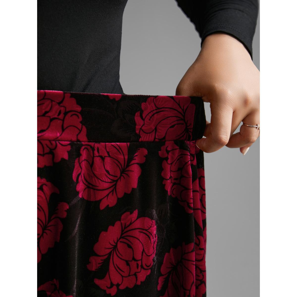 Plus Size Velvet Floral Elastic Waist Skirt Women BlackFlower Elegant Loose Low stretch Side seam pocket Everyday Skirts BloomChic 18-20/2X Product Image