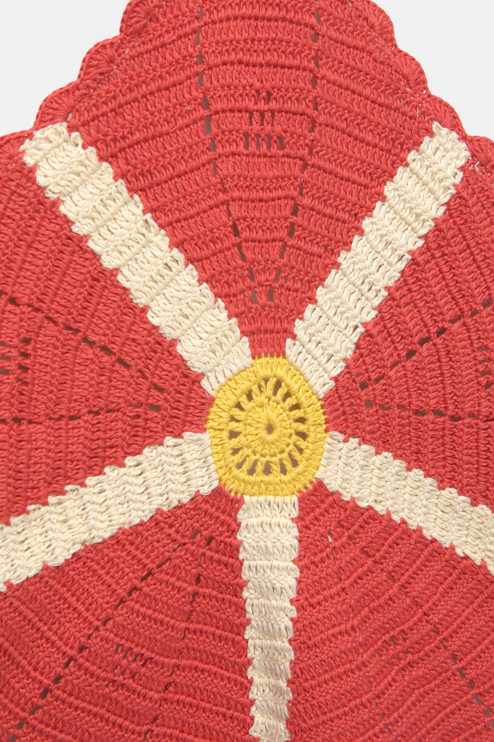 Floral crochet top Product Image