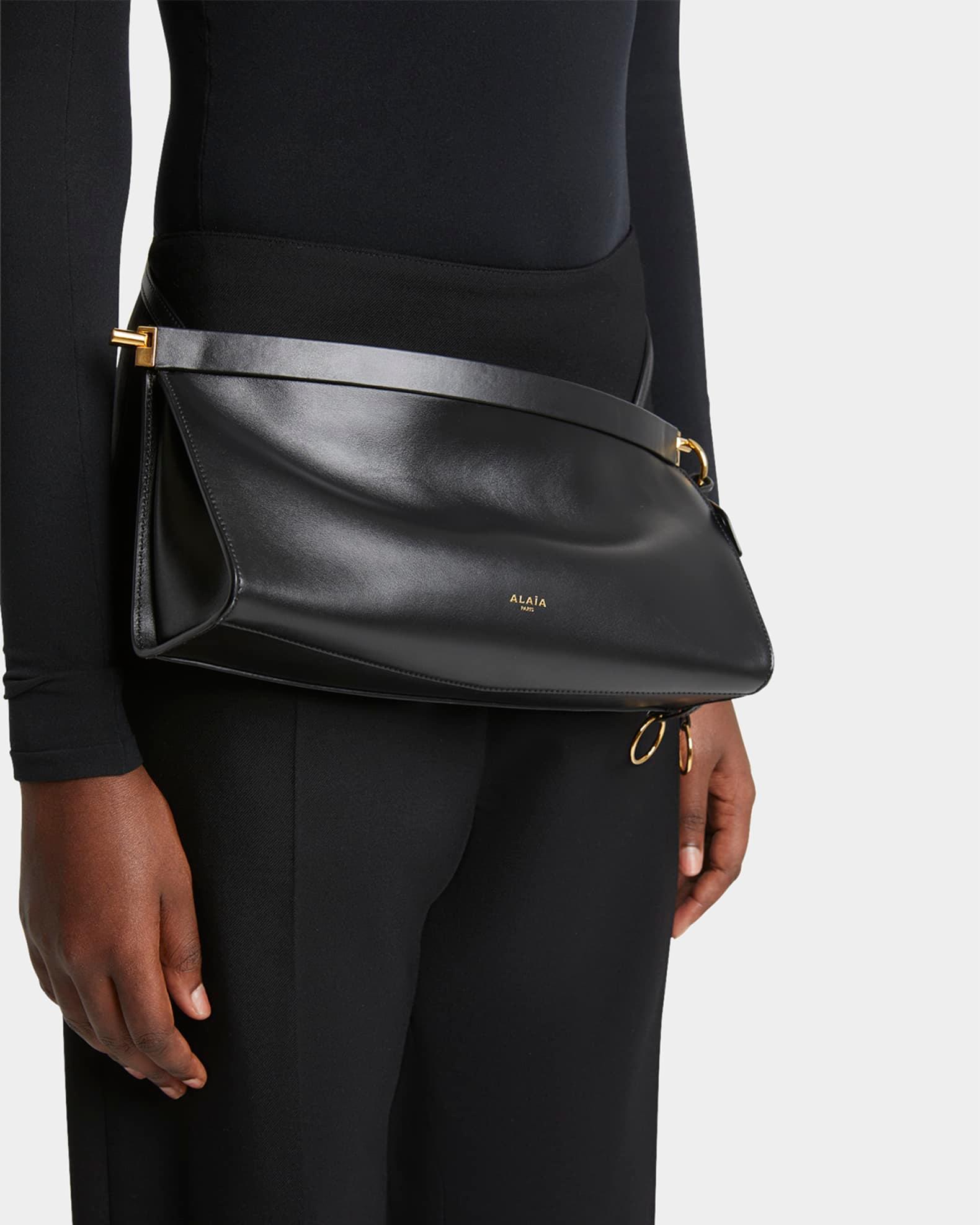 Le Click Medium Shoulder Bag in Glossy Leather Product Image