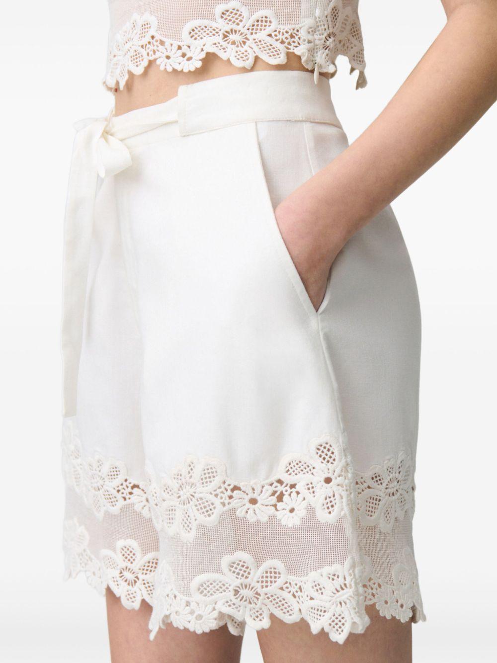 lace-trim shorts Product Image