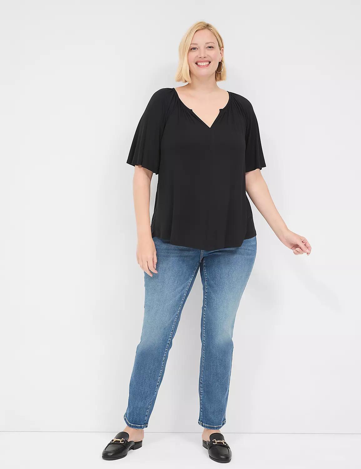 Signature Fit Straight Jean Product Image