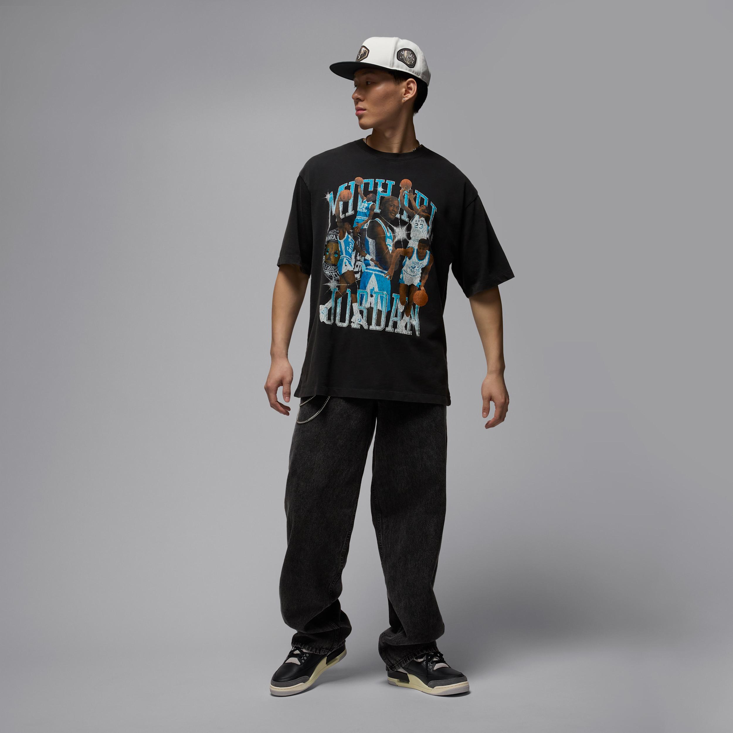 Men's Jordan Flight Essentials Graphic T-Shirt Product Image