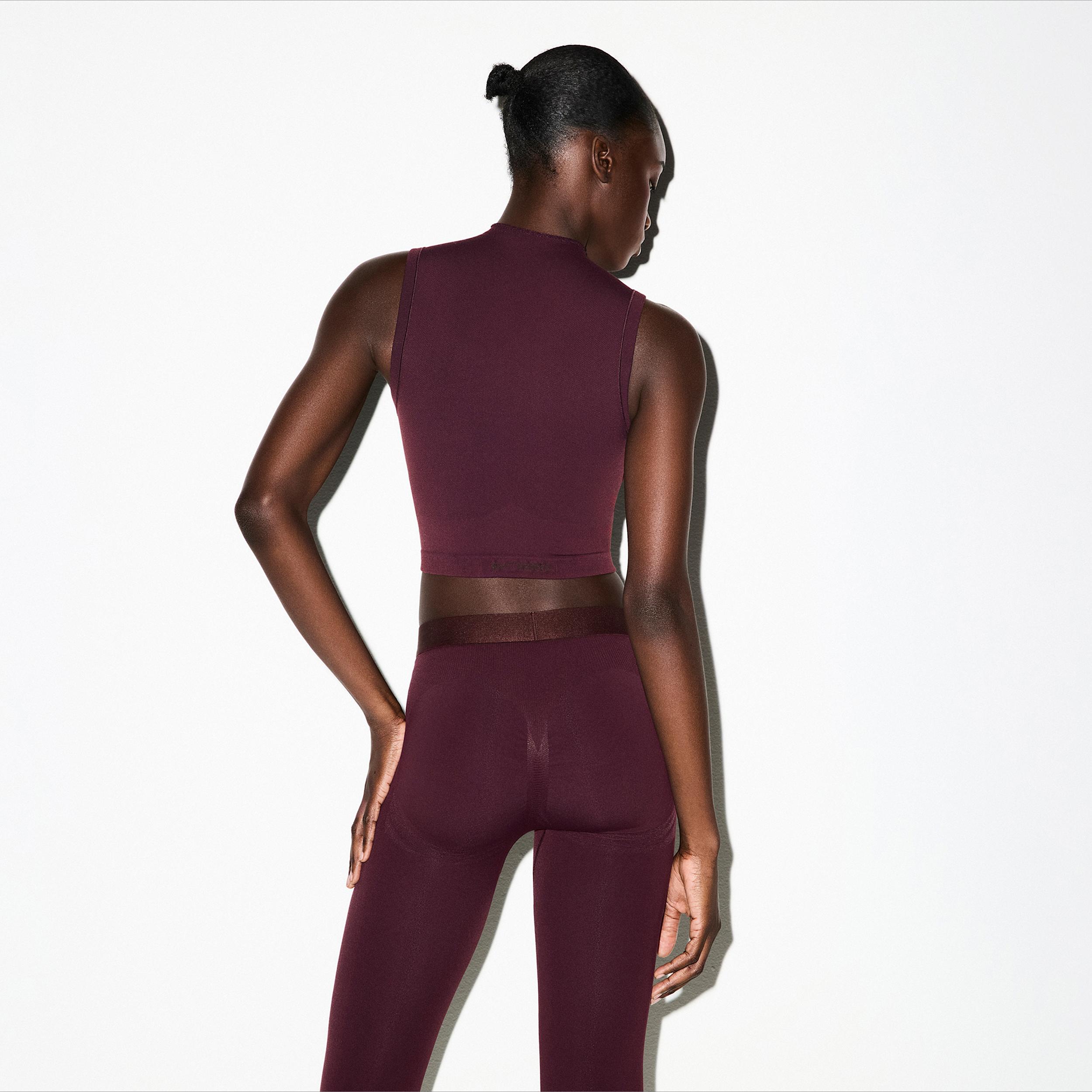 Nike Womens SKIMS Vintage Seamless Mock-Neck Long-Line Bra | TPTNK2954-CUR Product Image