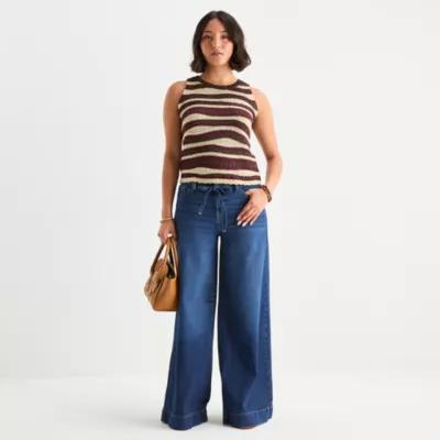 a.n.a Womens Crew Neck Striped Sweater Vest Product Image