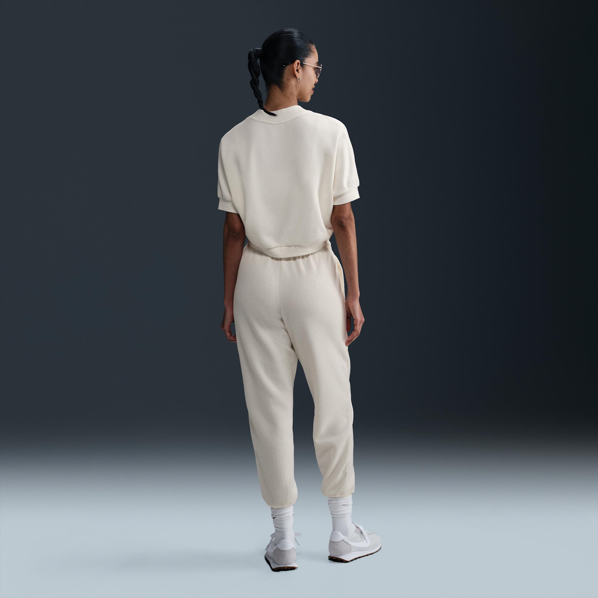 Women's Nike Sportswear Phoenix Plush Mid-Rise Cozy Fleece Pants Product Image