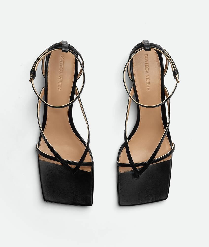 Women's Stretch Strap Sandal in Black Product Image