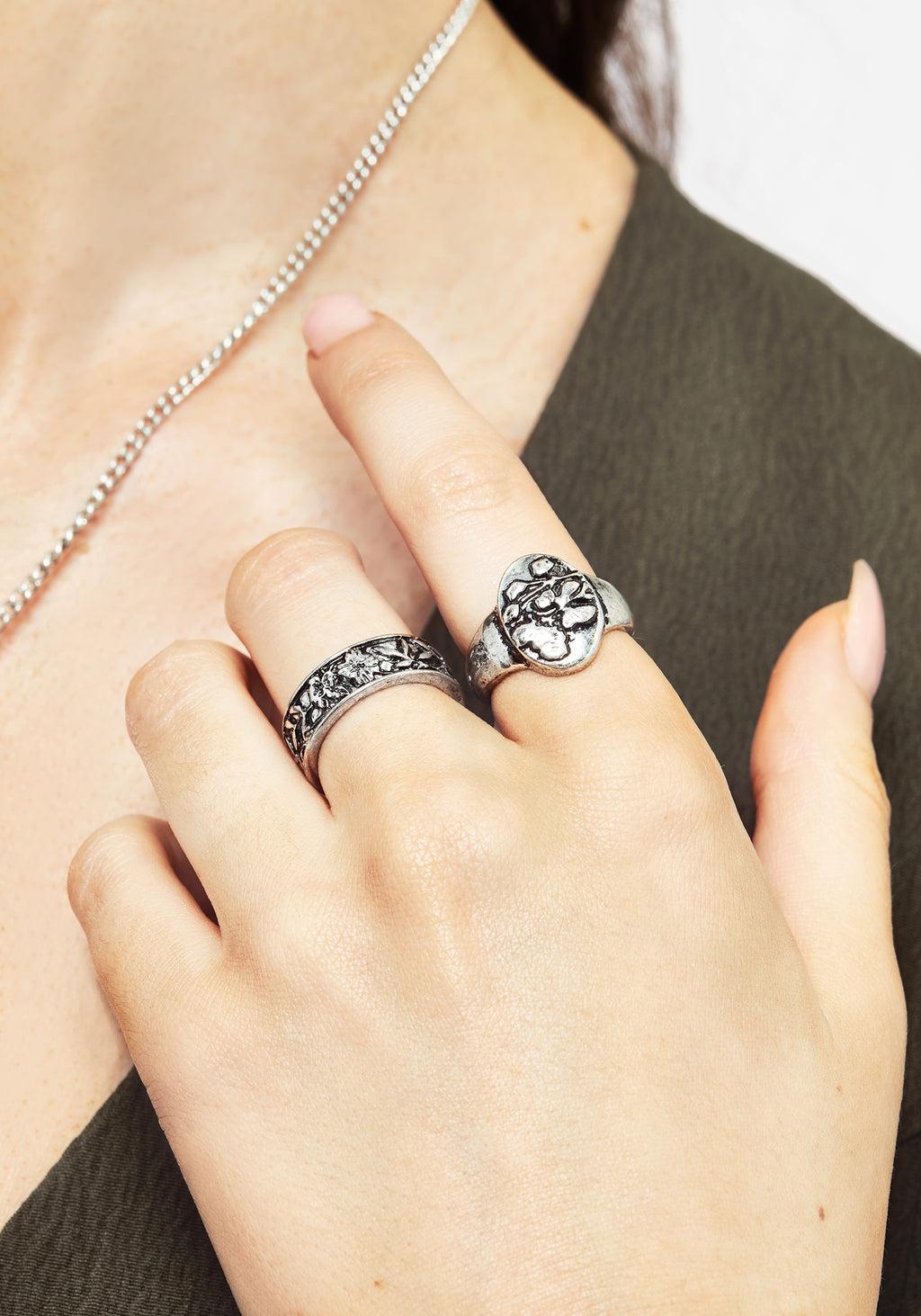 Laverna Floral Ring Set Product Image