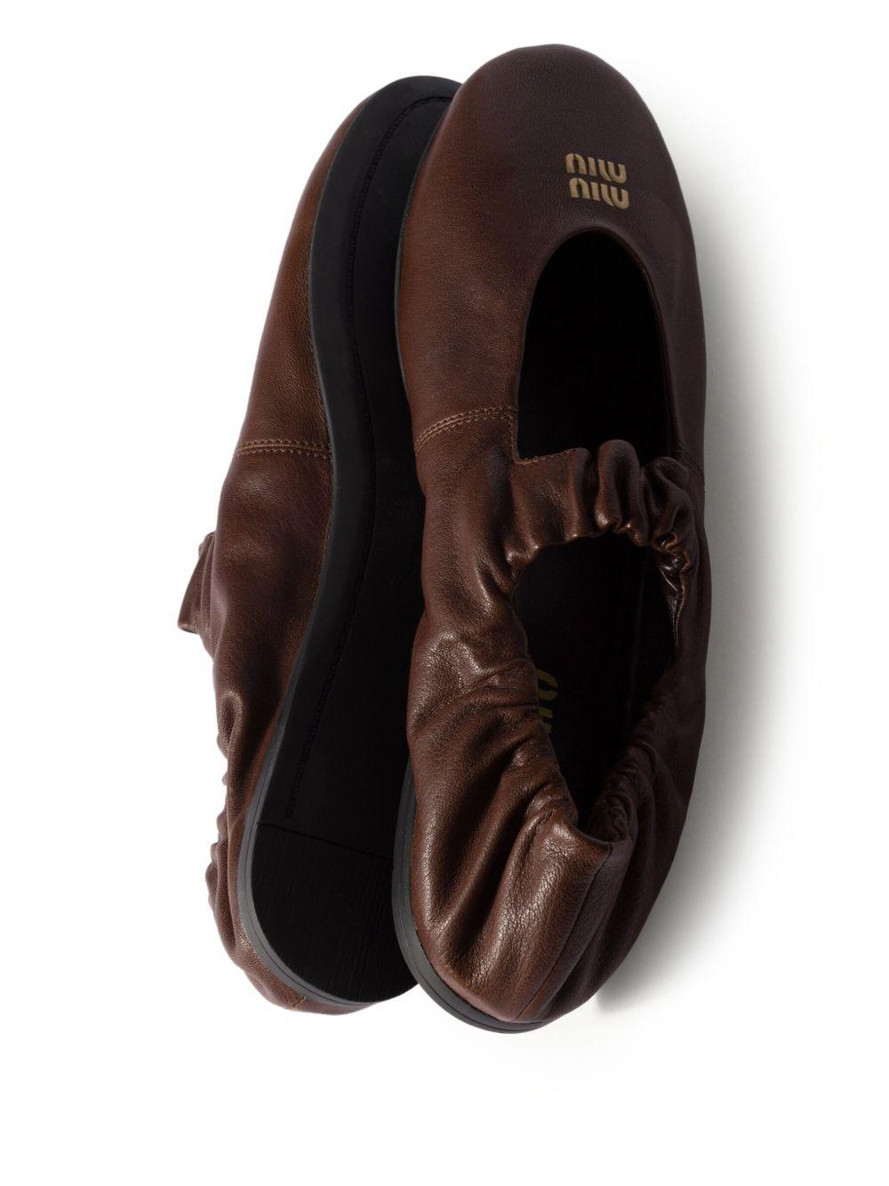 elasticated ballet flats Product Image